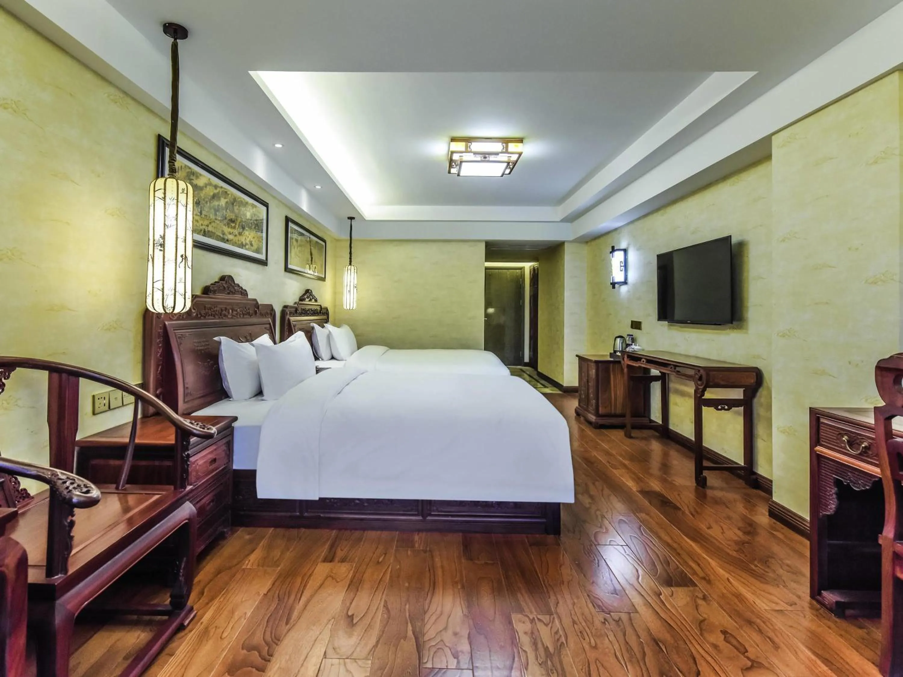 Bedroom, Bed in Mercure Chongqing Downtown