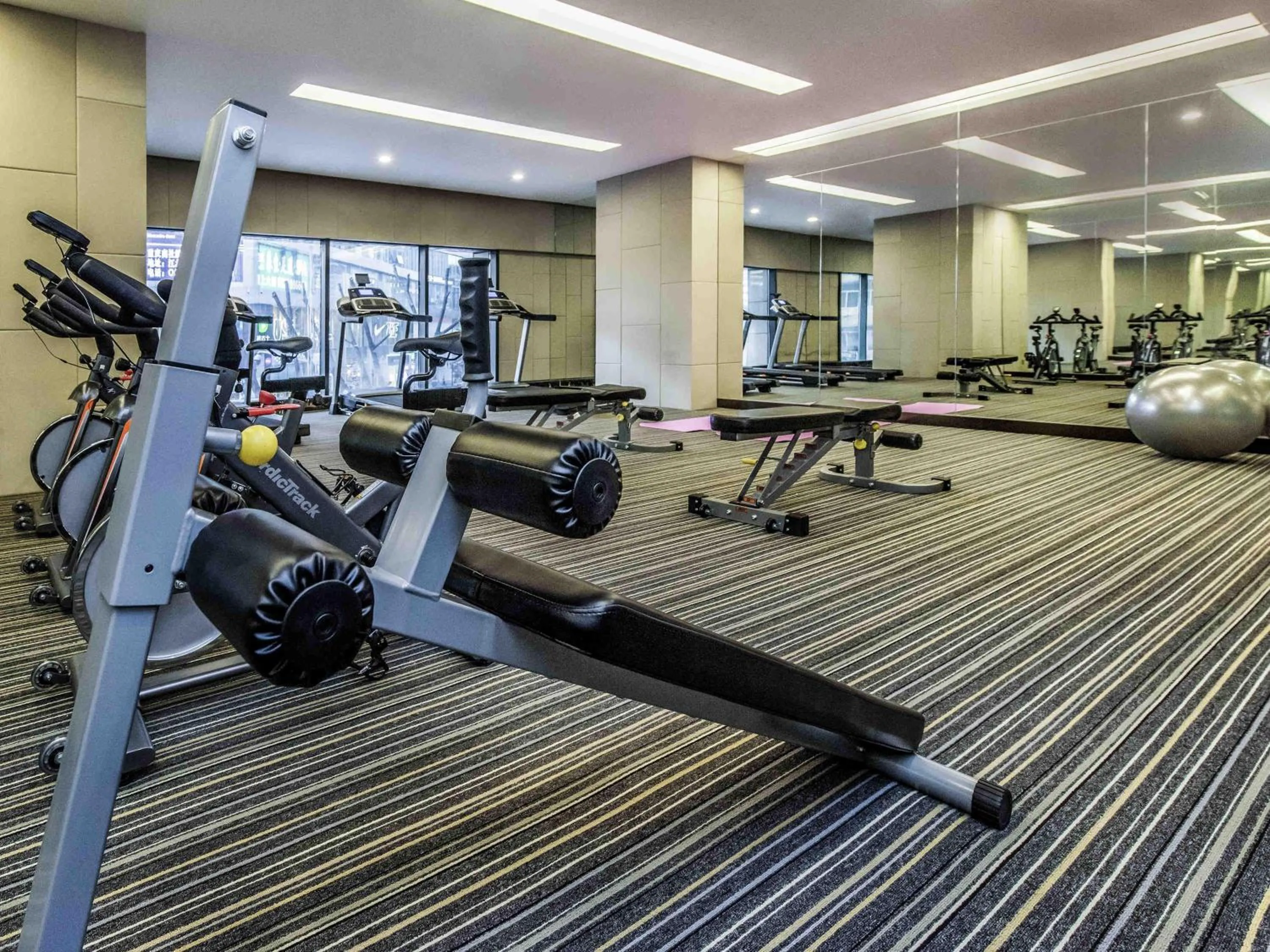 Property building in Mercure Chongqing Downtown