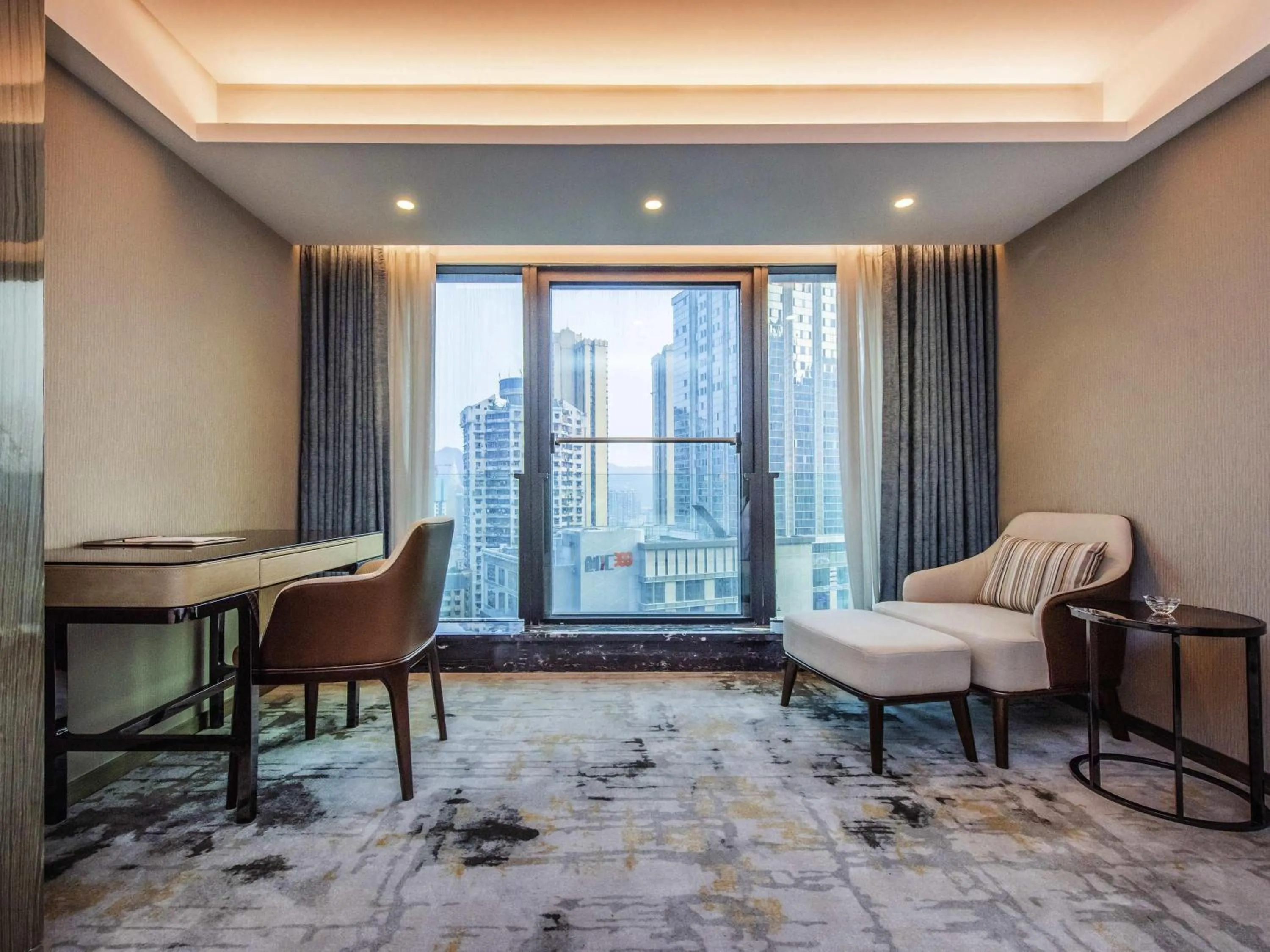 Bedroom in Mercure Chongqing Downtown