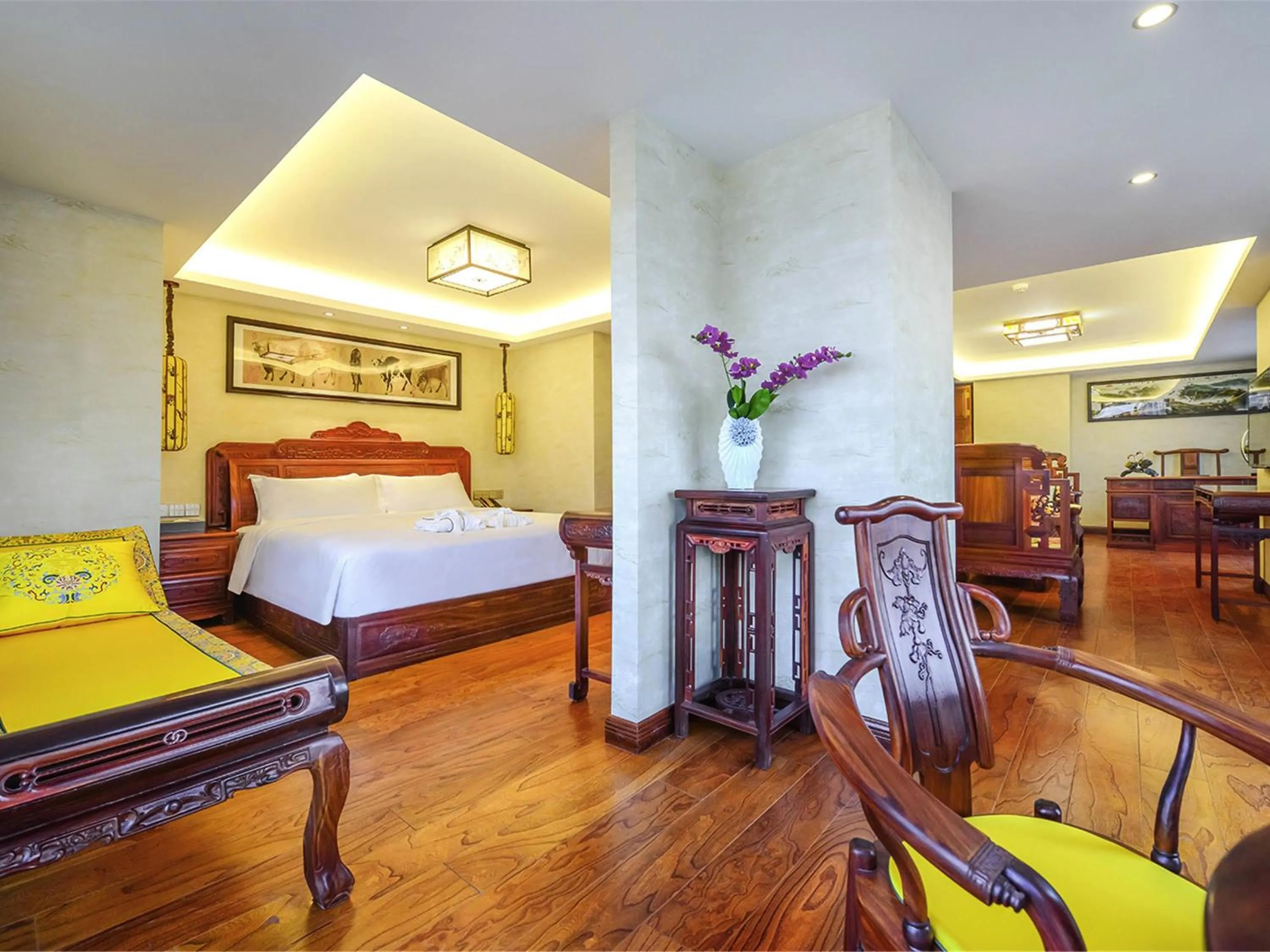 Bedroom, Bed in Mercure Chongqing Downtown