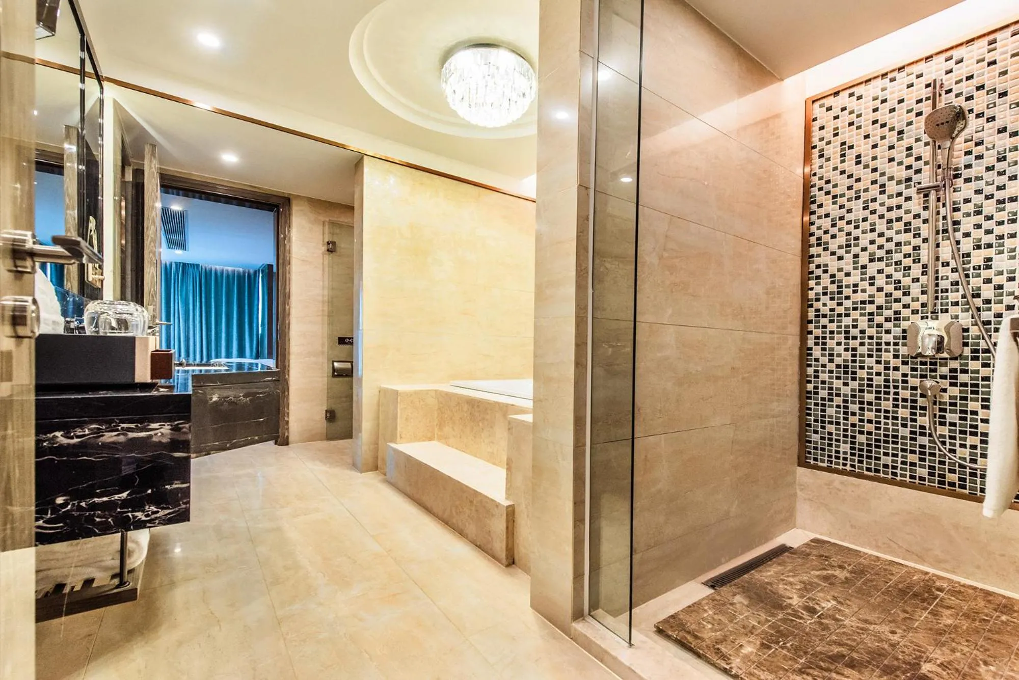 Mercure Chongqing Downtown