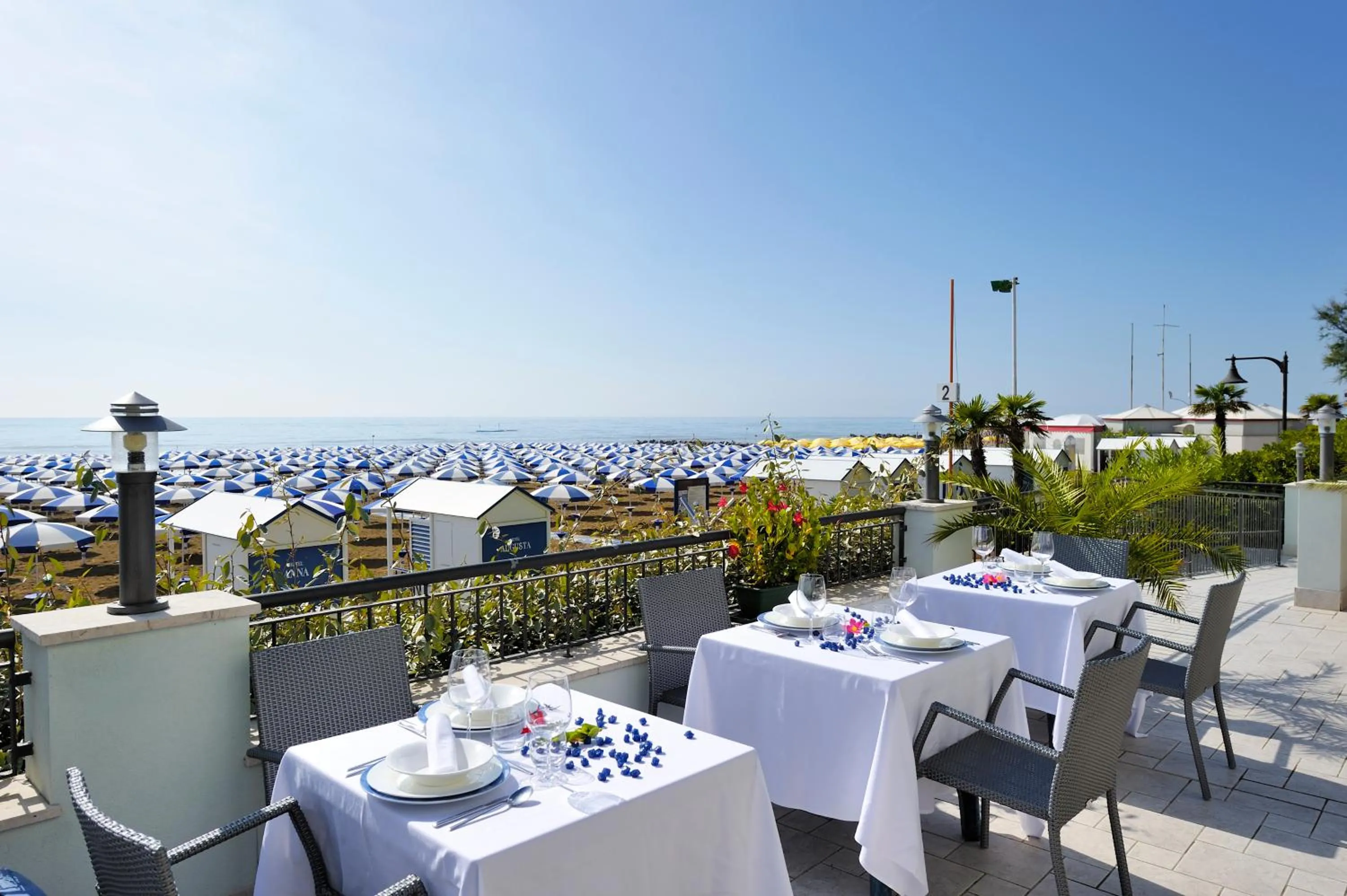 Restaurant/places to eat in Hotel Nettuno