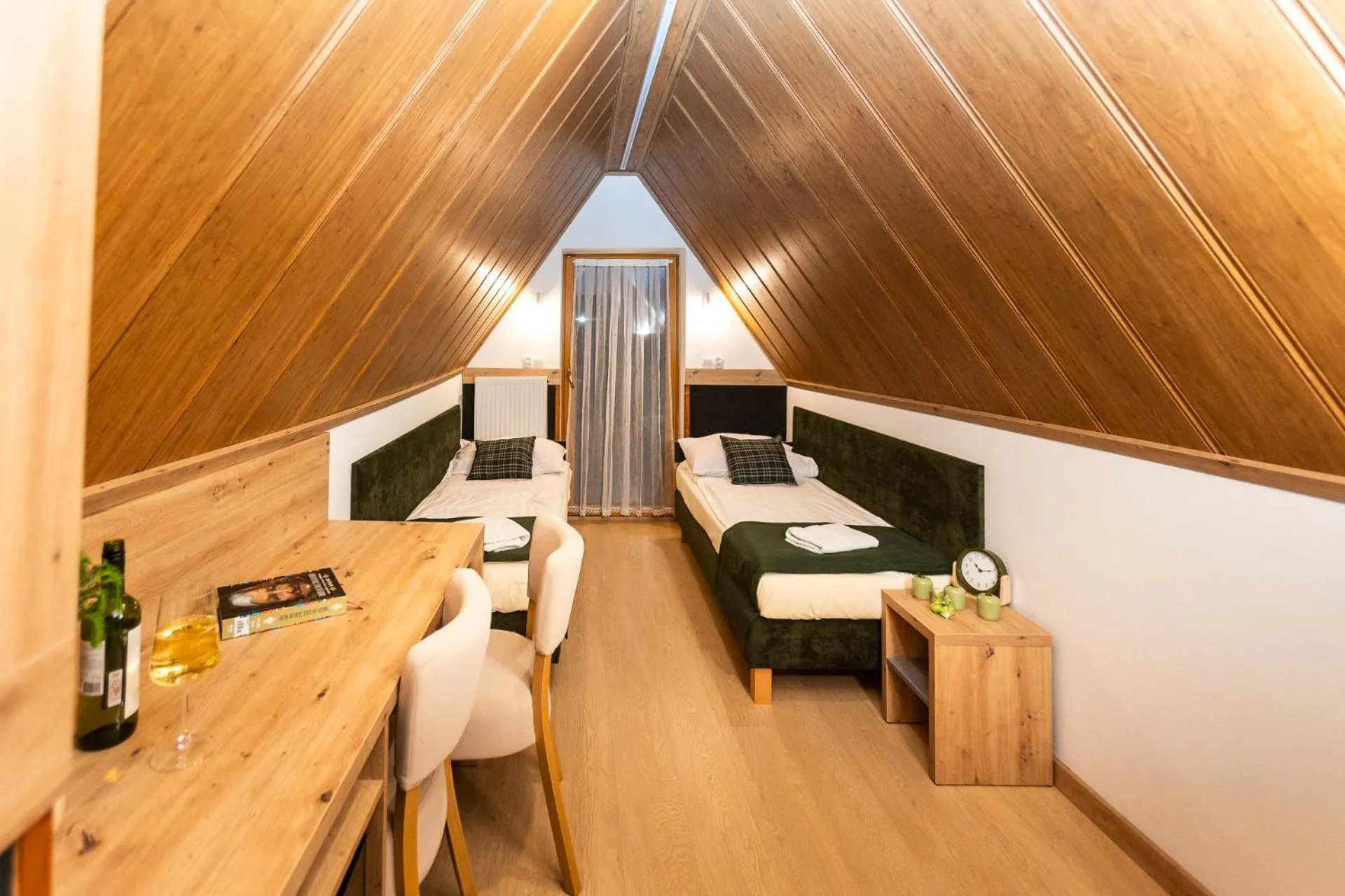 Bed in Willa Bystry Potok