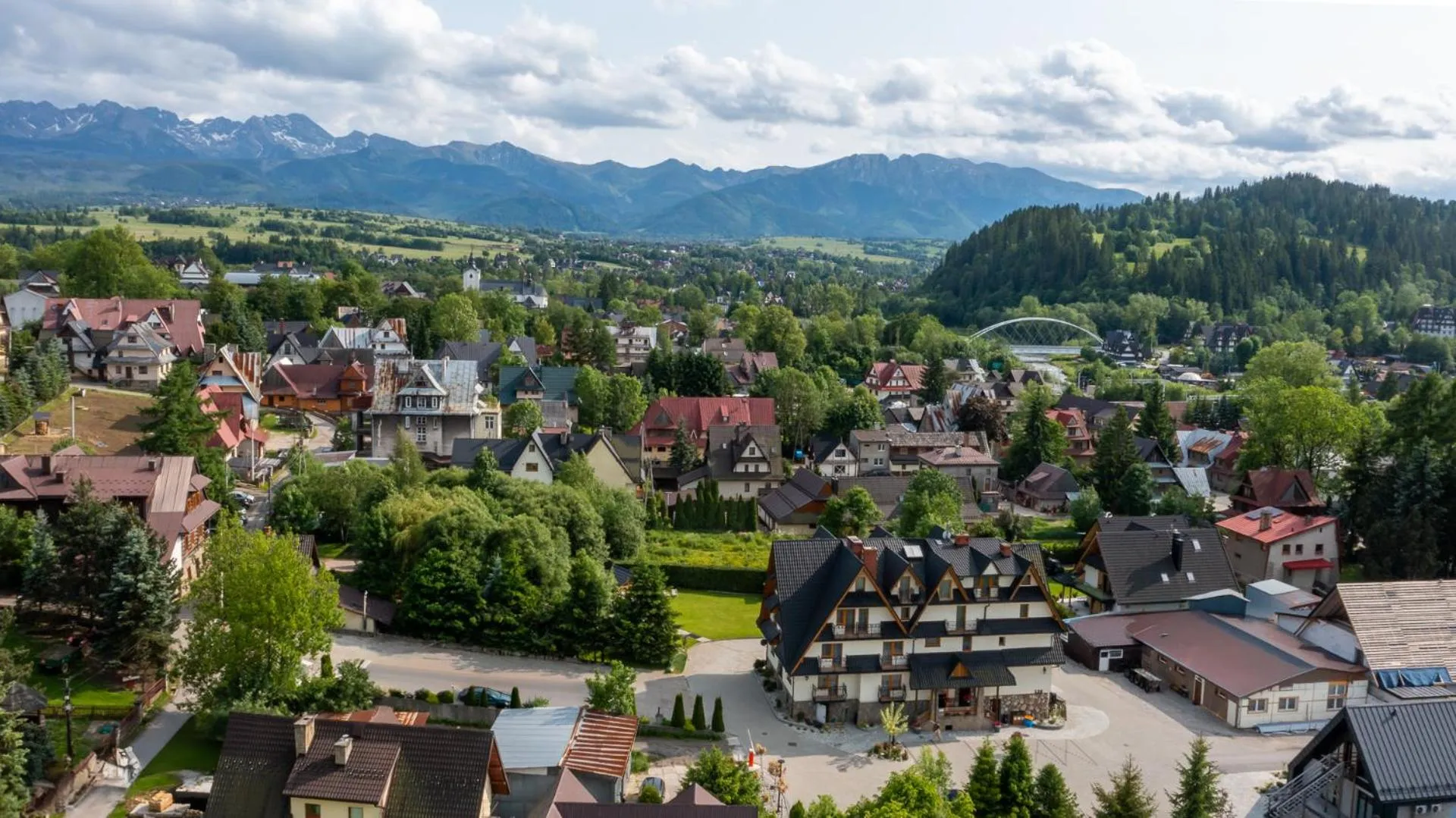 Property building in Willa Bystry Potok