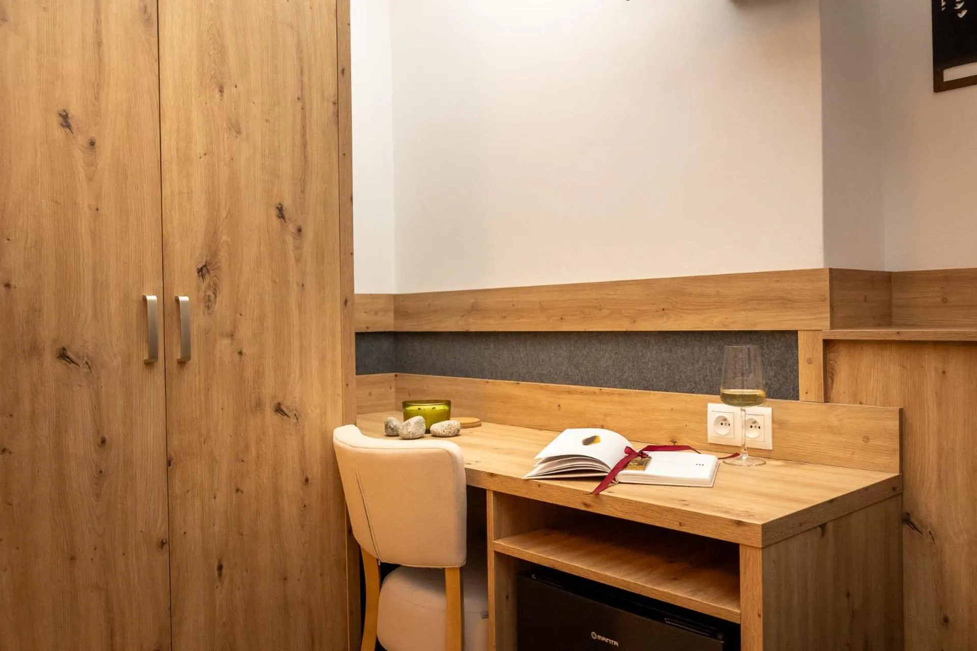 Photo of the whole room in Willa Bystry Potok