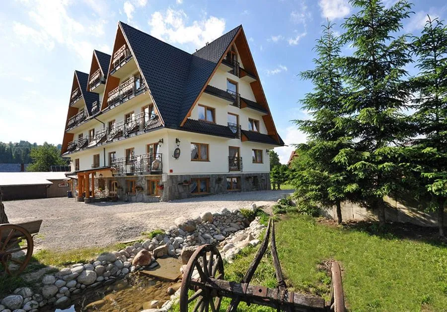 Property building in Willa Bystry Potok