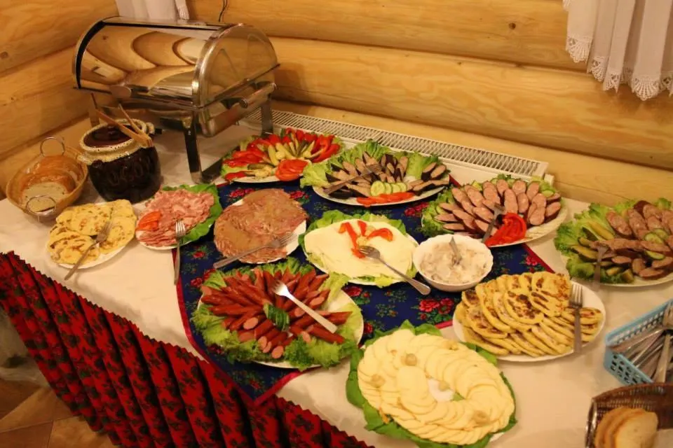 Breakfast in Willa Bystry Potok