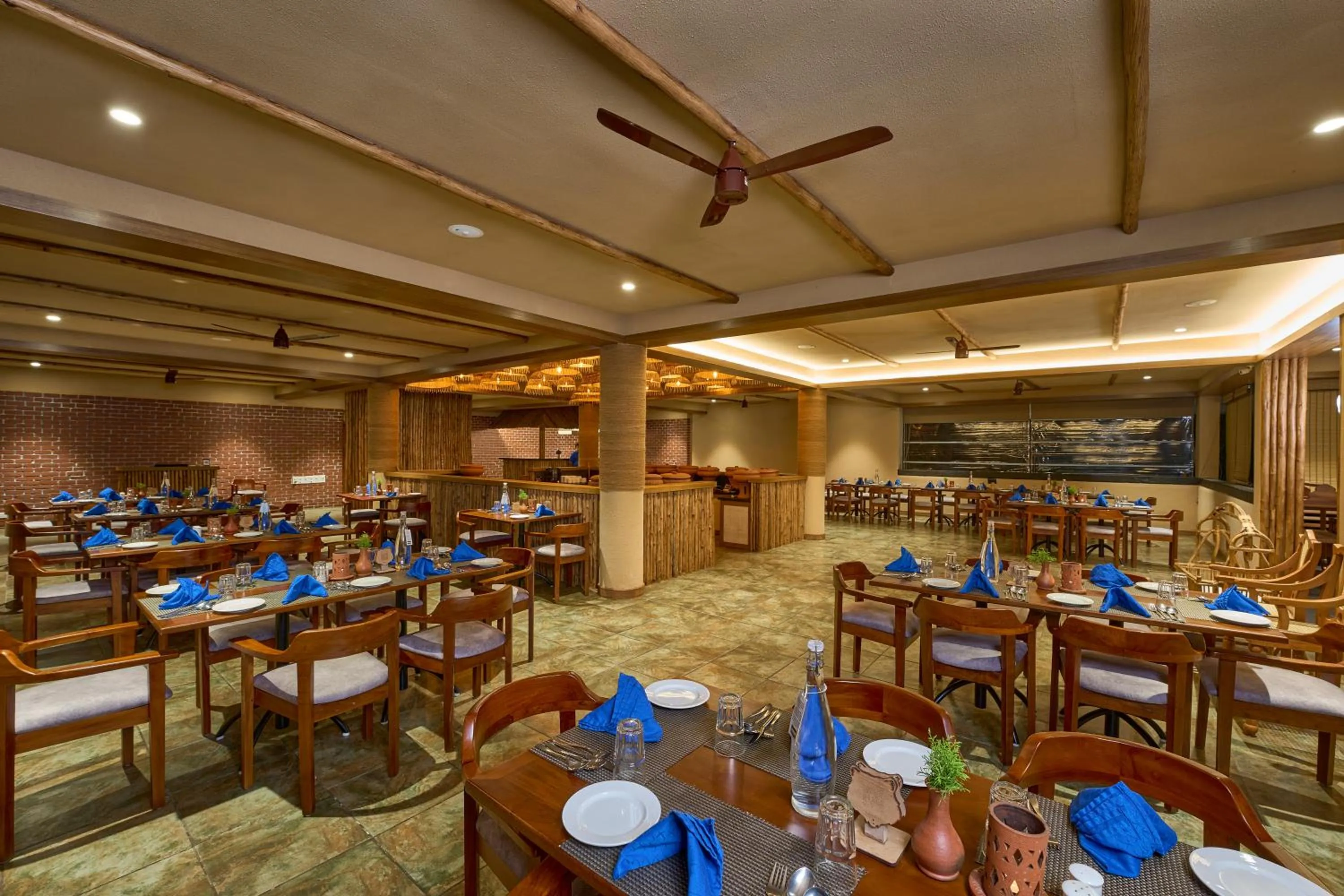 Restaurant/places to eat in Cardamom County by Xandari