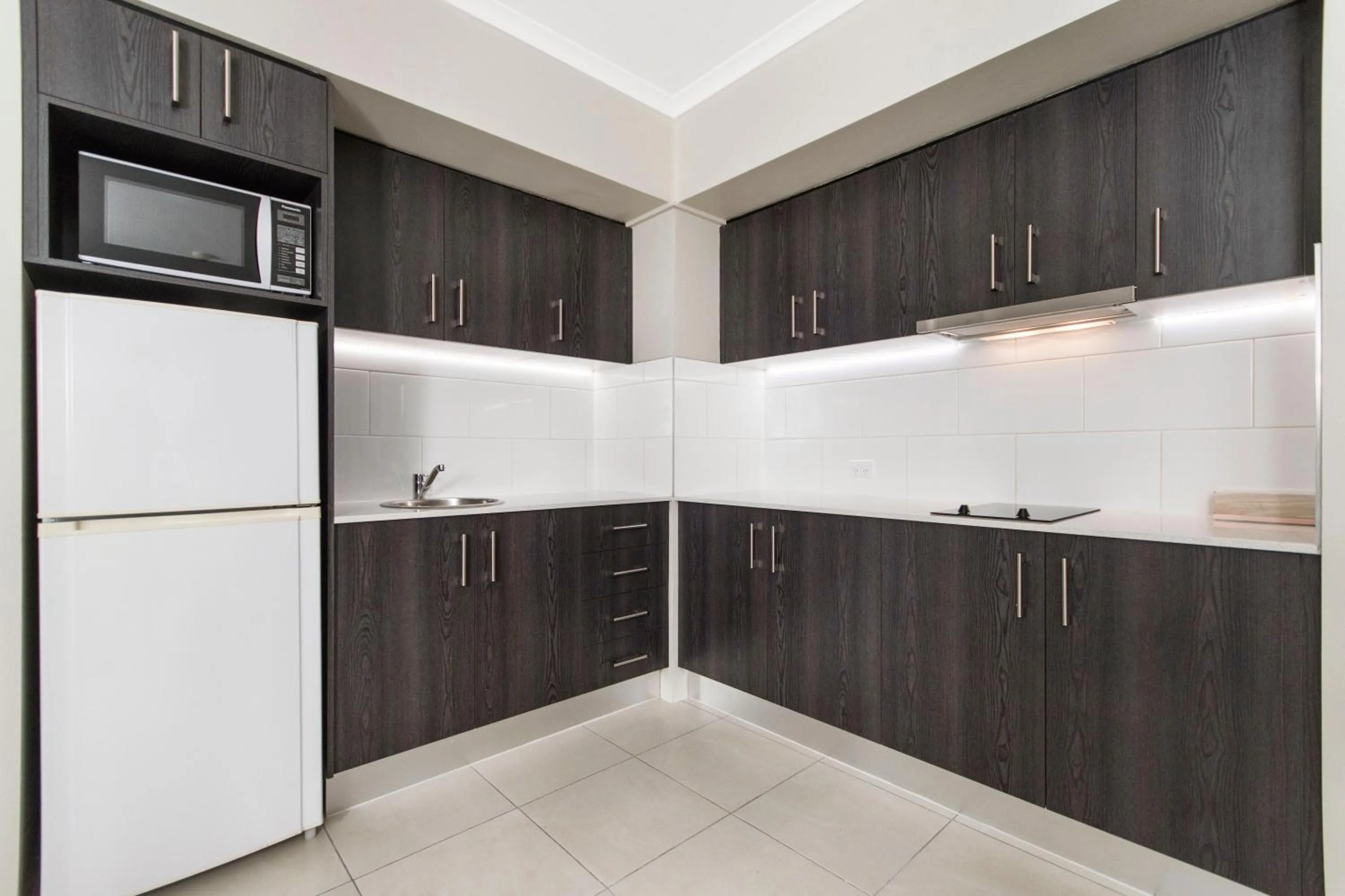 Coffee/tea facilities in Alivio Hotel Cairns