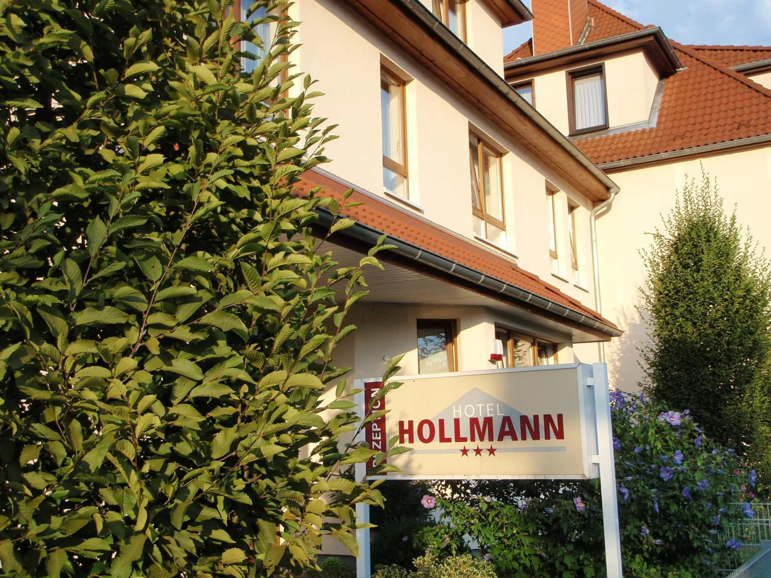 Facade/entrance in Hotel Hollmann