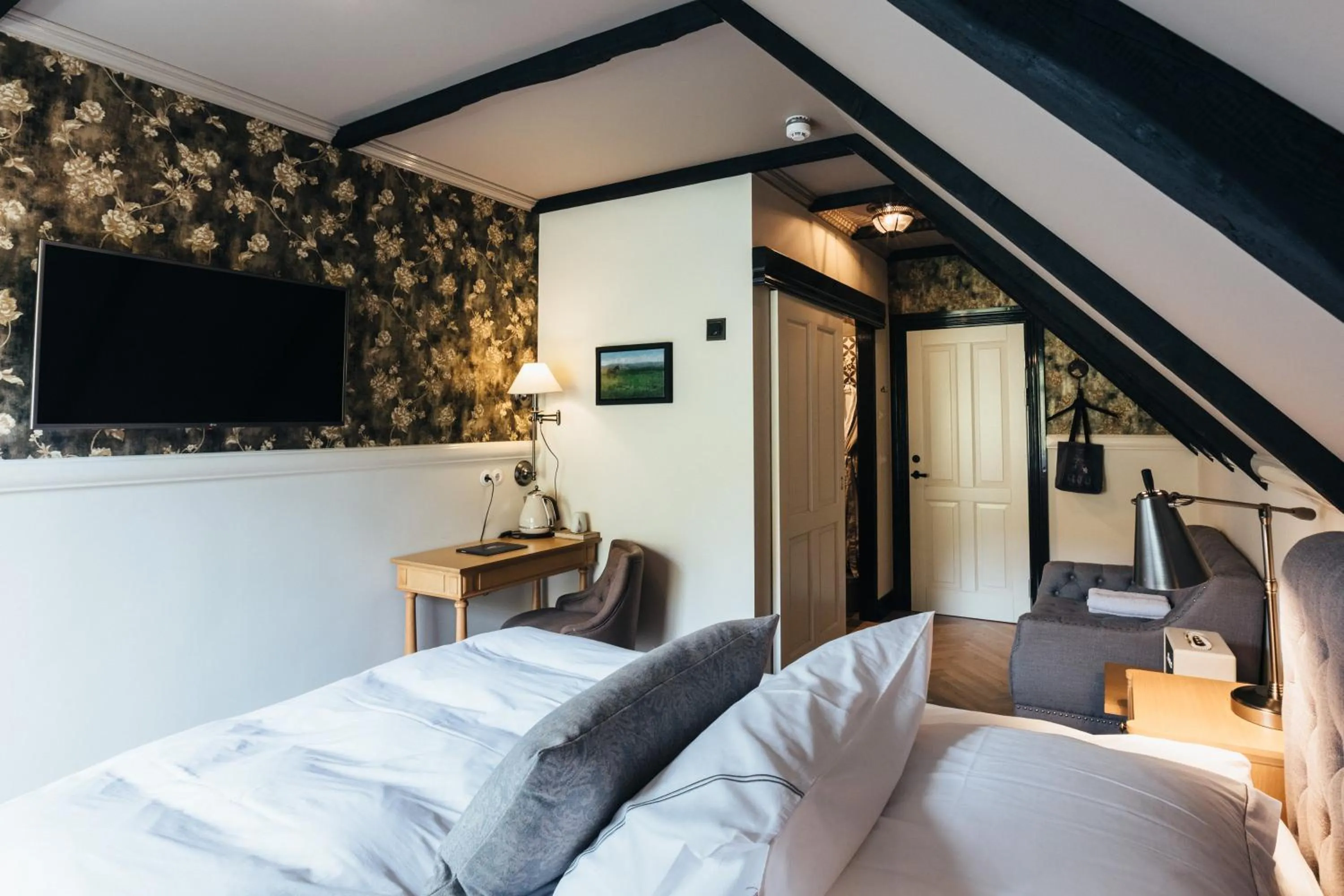 Bedroom, Bed in Skálakot Manor Hotel