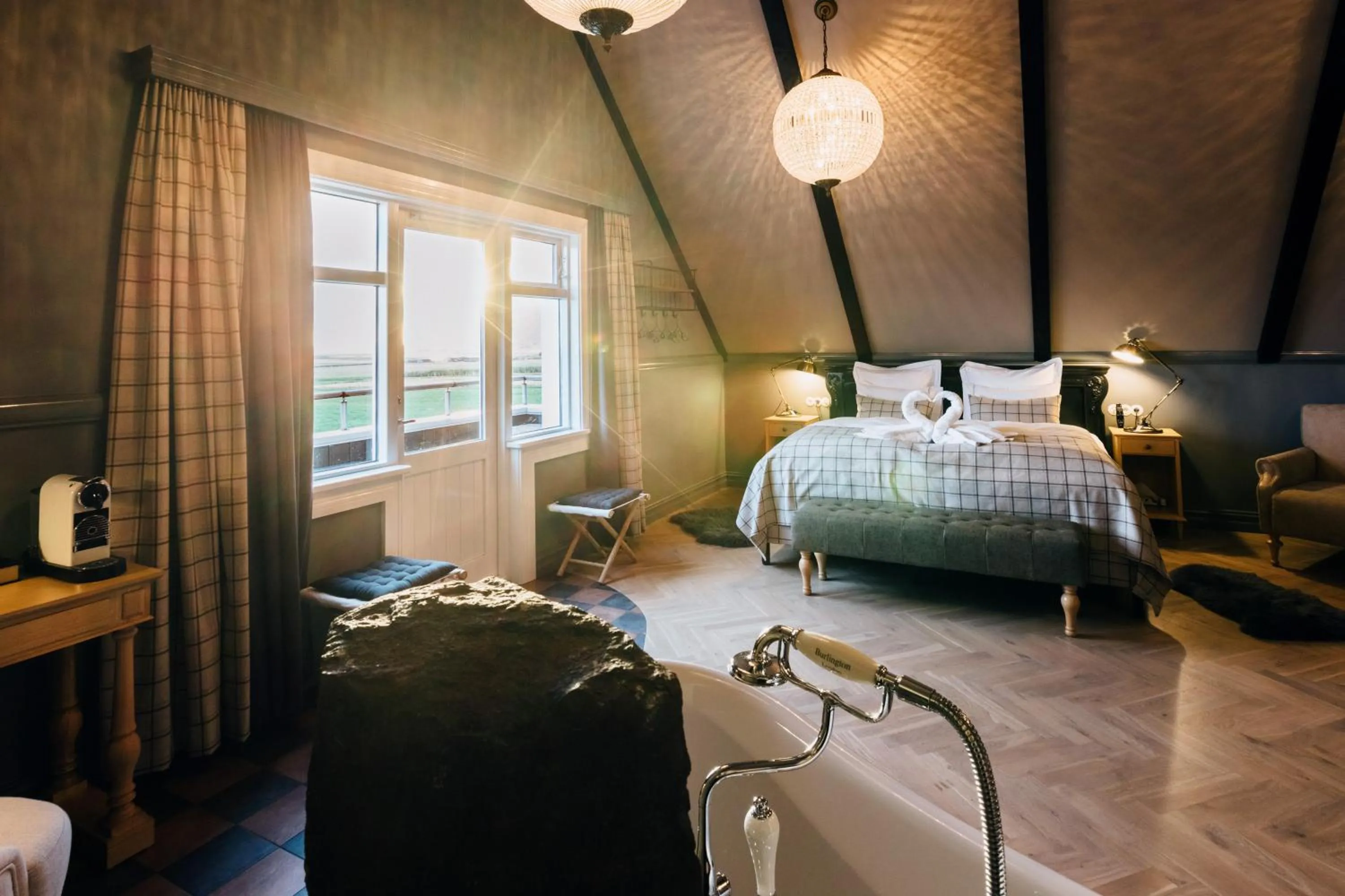 Bedroom, Bed in Skálakot Manor Hotel