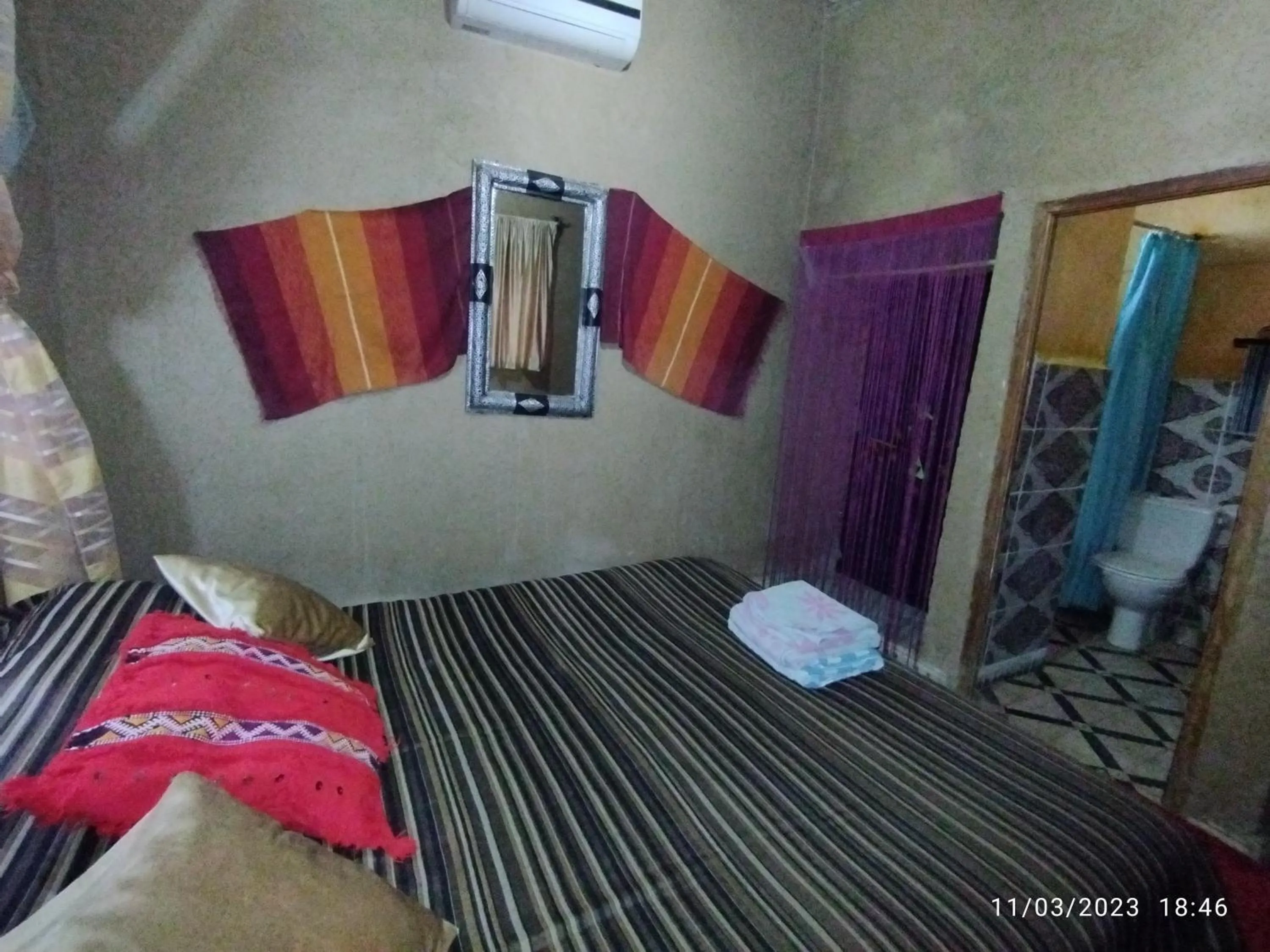 Photo of the whole room, Bed in La Vallée des Dunes - Auberge, randonnées et circuits