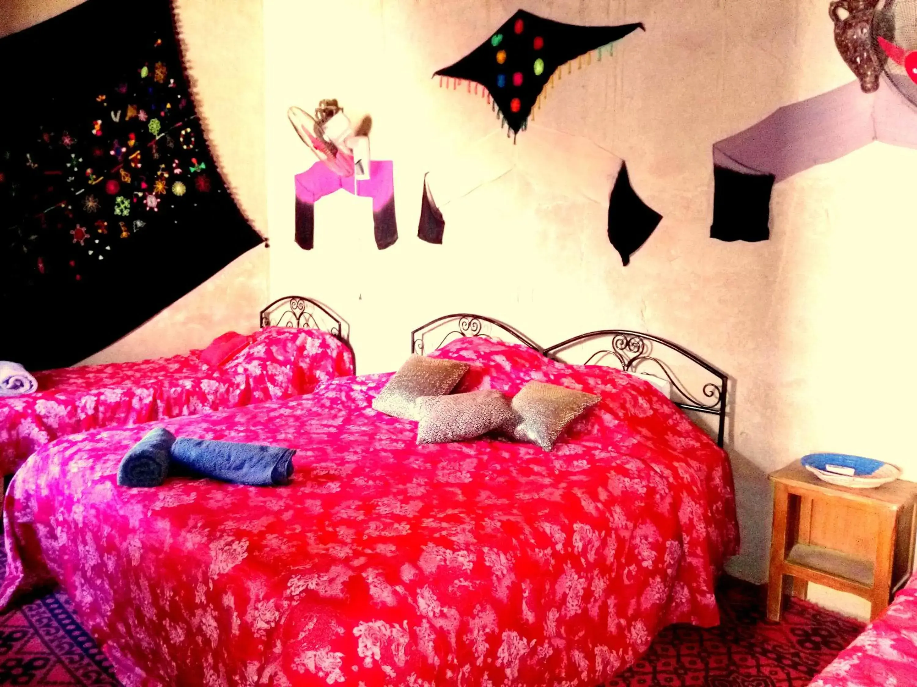 Family Room with Private Bathroom in La Vallée des Dunes - Auberge, randonnées et circuits Family Room with Private Bathroom in La Vallée des Dunes - Auberge, randonnées et circuits