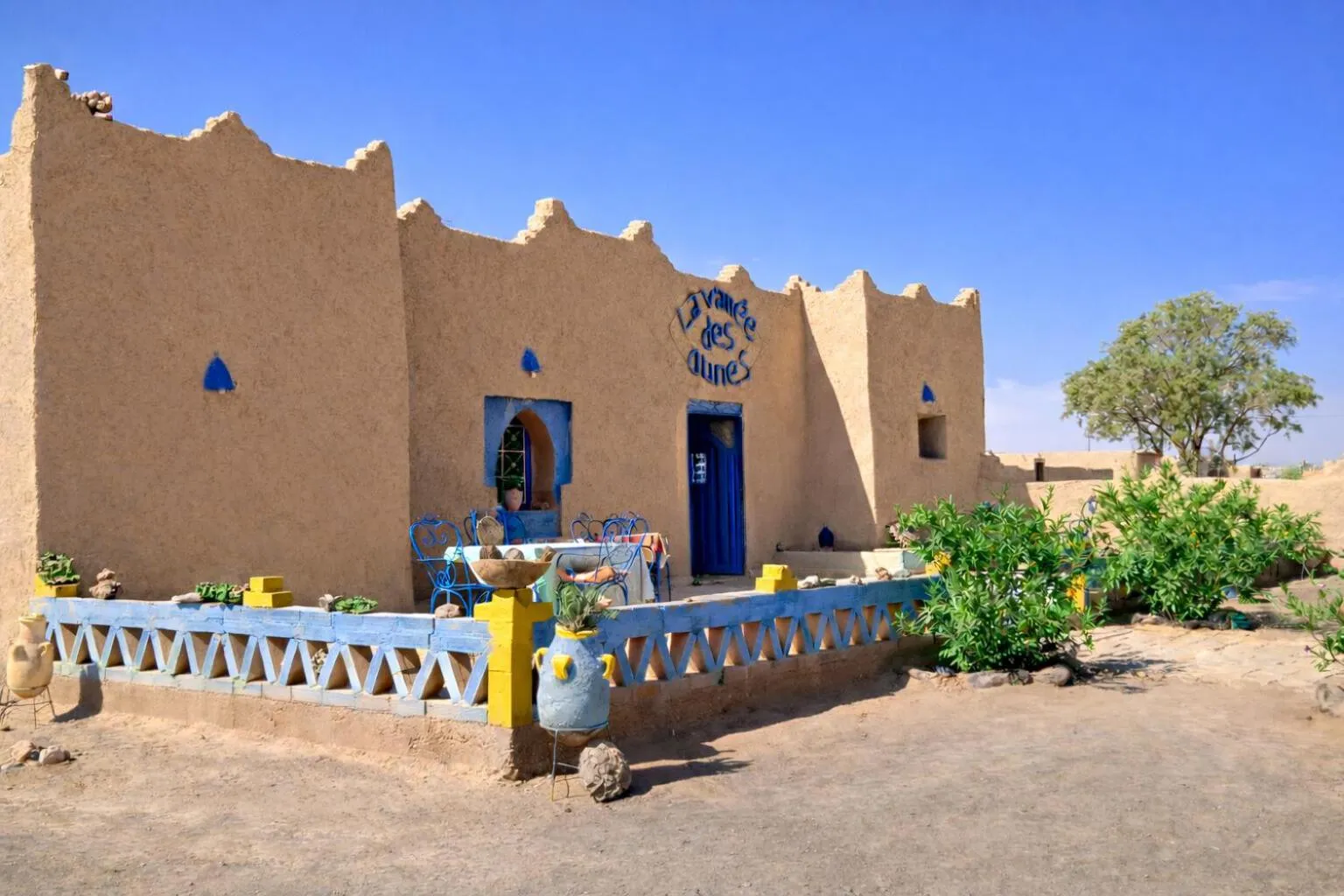Property building in La Vallée des Dunes - Auberge, randonnées et circuits