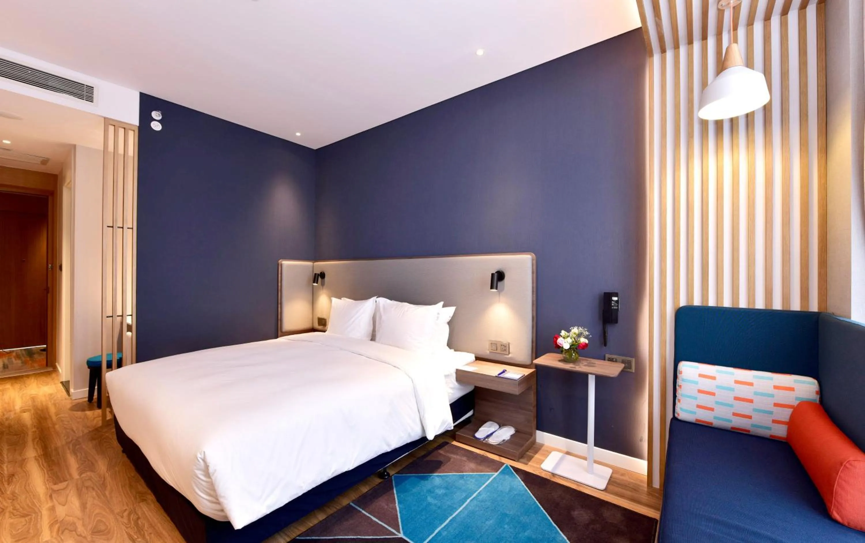 Bed in Holiday Inn Express Luanchuan by IHG