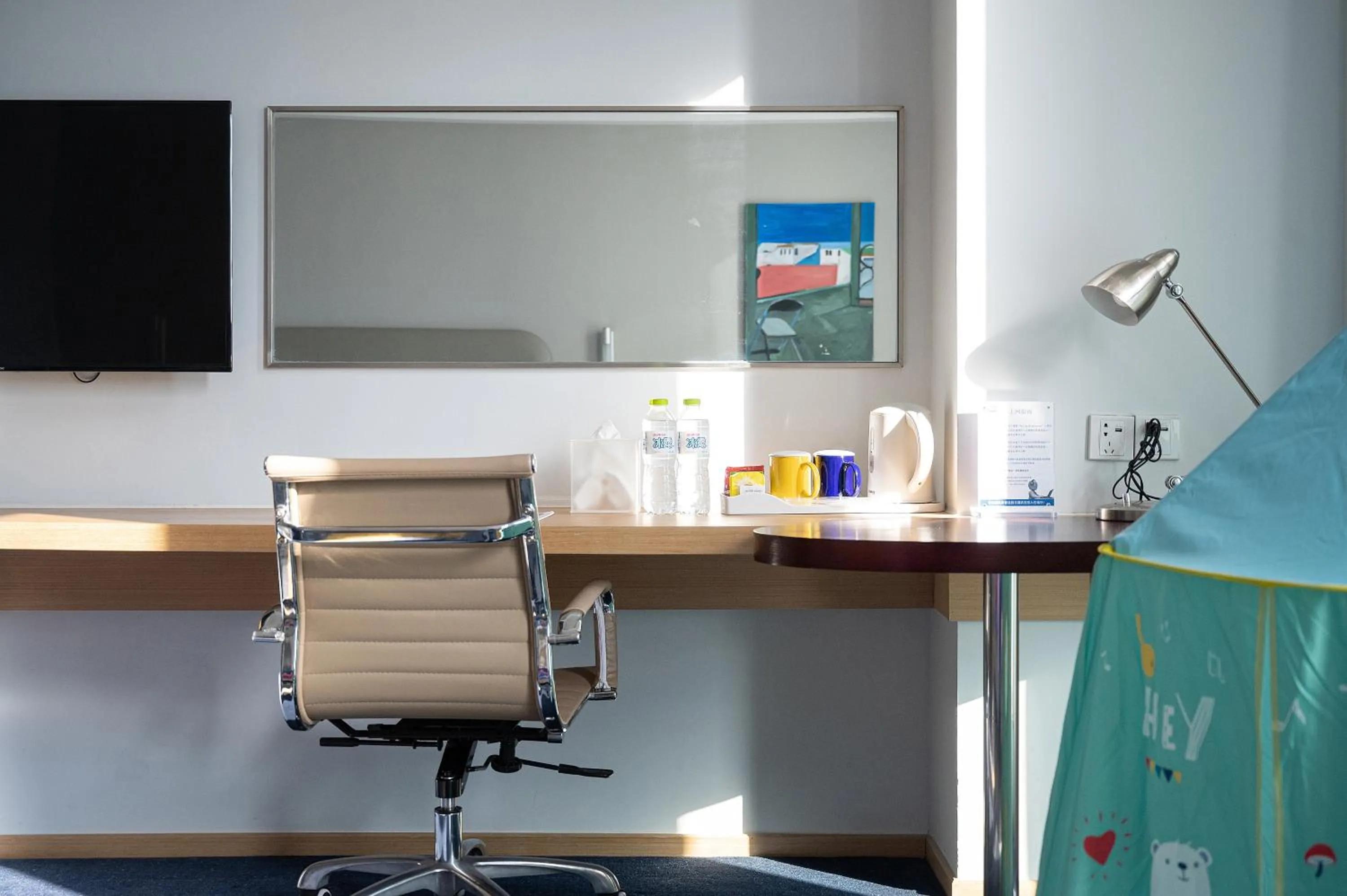 Coffee/tea facilities in Holiday Inn Express - Qingdao West Coast by IHG