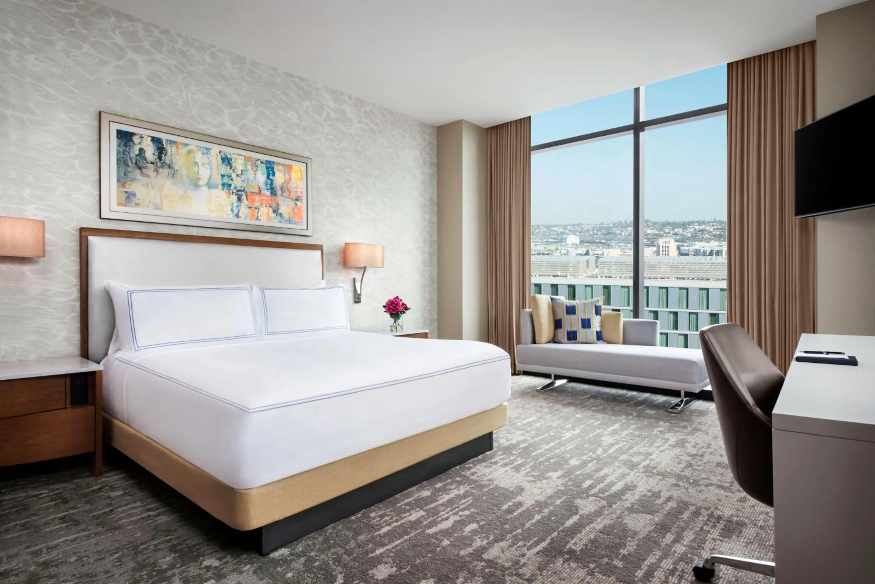 Photo of the whole room, Bed in InterContinental San Diego by IHG