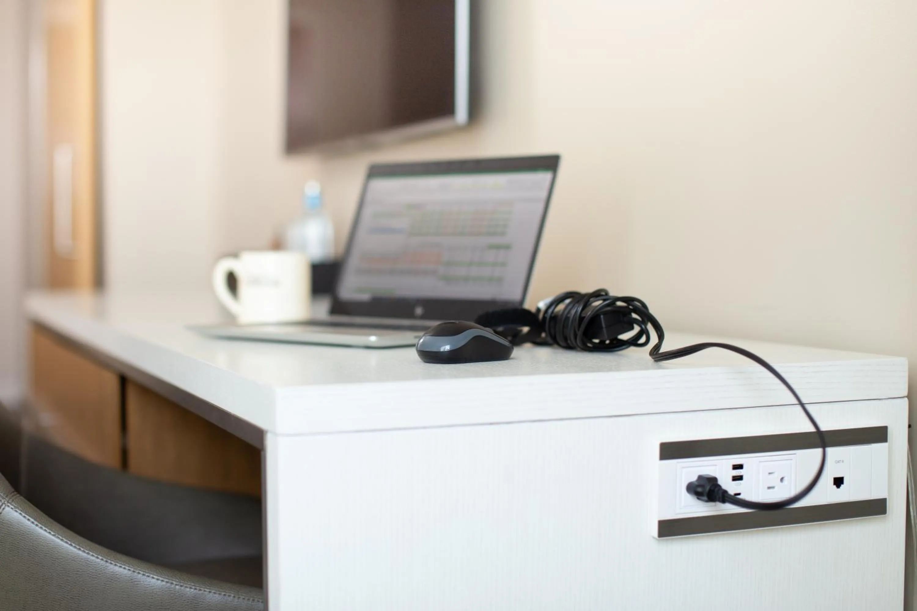 Bedroom in InterContinental San Diego by IHG