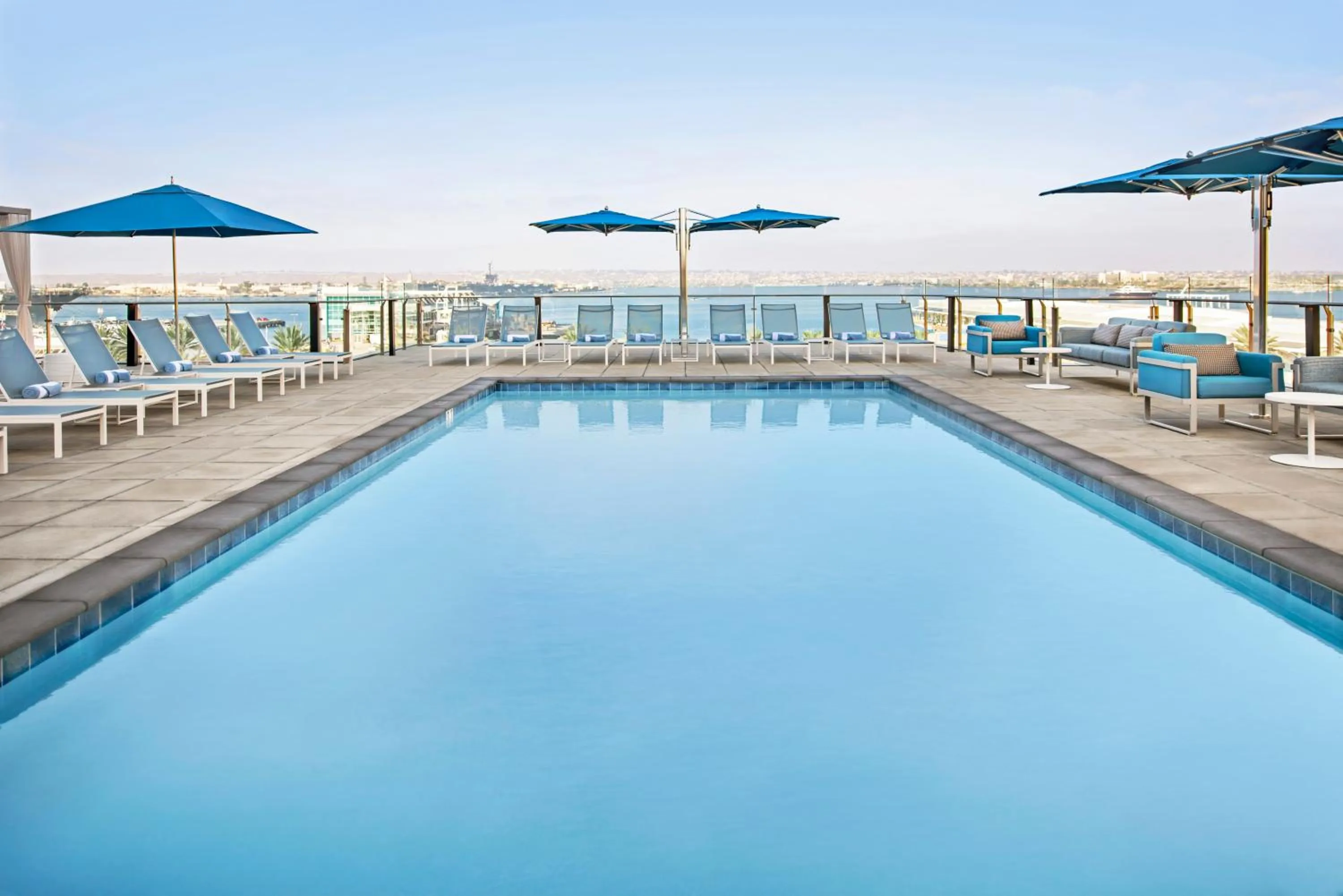 Swimming pool in InterContinental San Diego by IHG