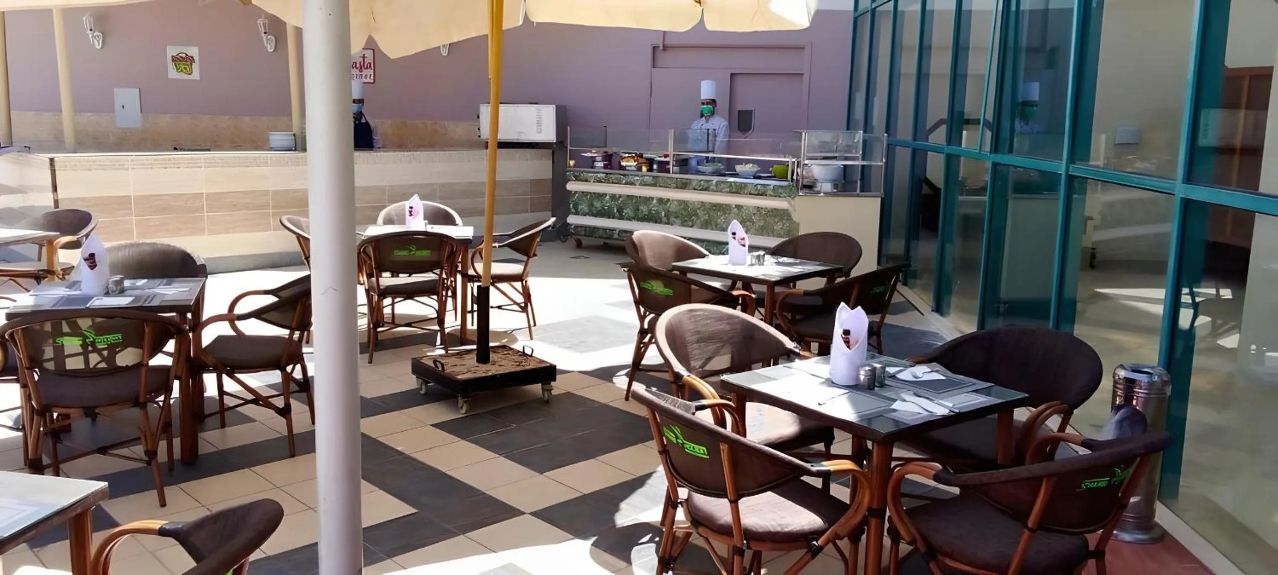 Restaurant/places to eat in Sharm Holiday Resort