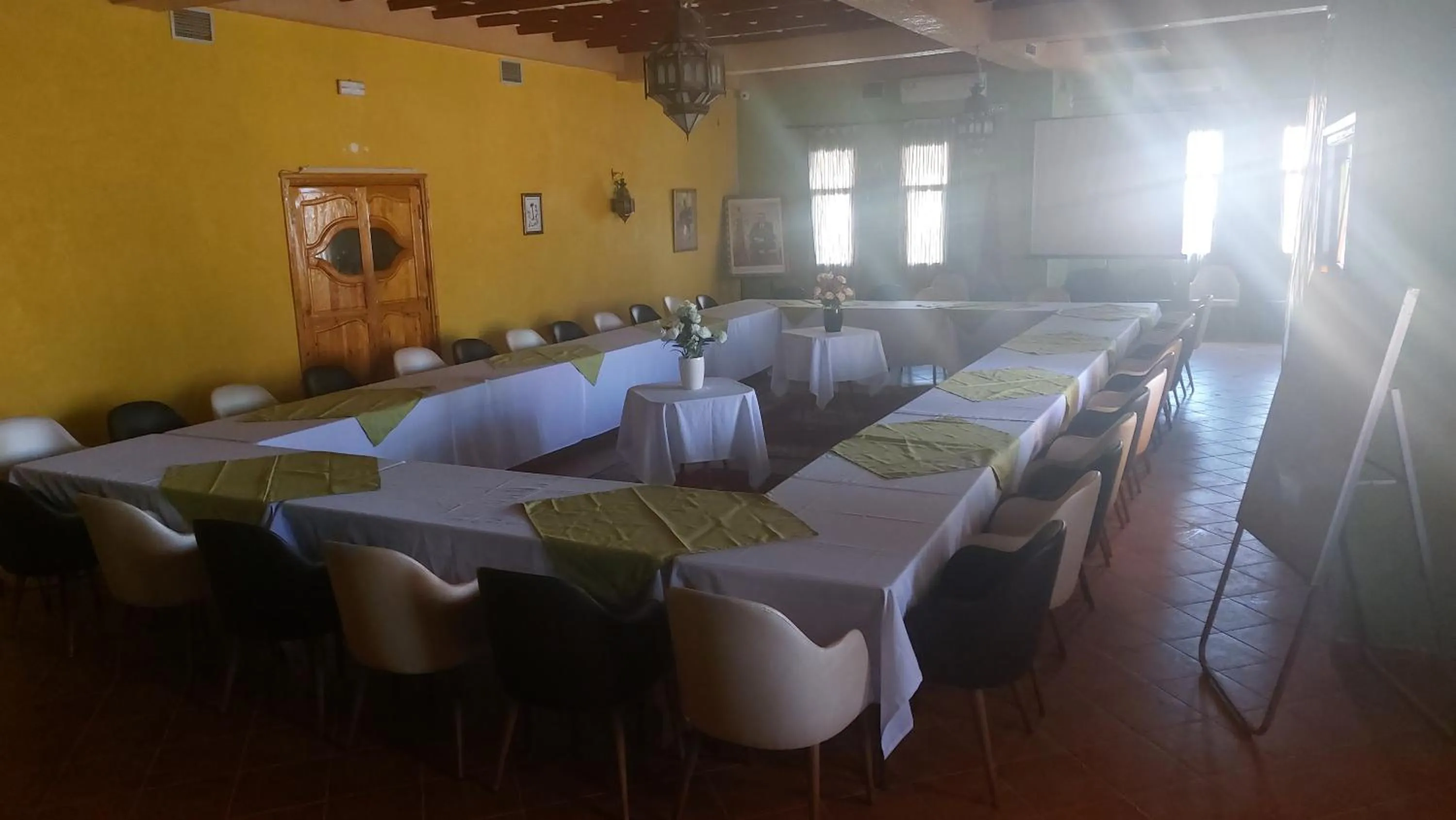 Meeting/conference room in Kasbat Aferdou
