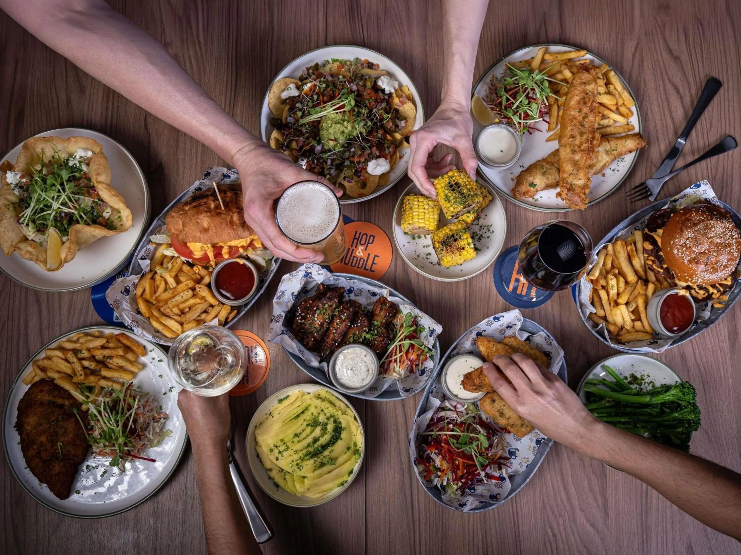 Restaurant/places to eat in Mercure Perth On Hay