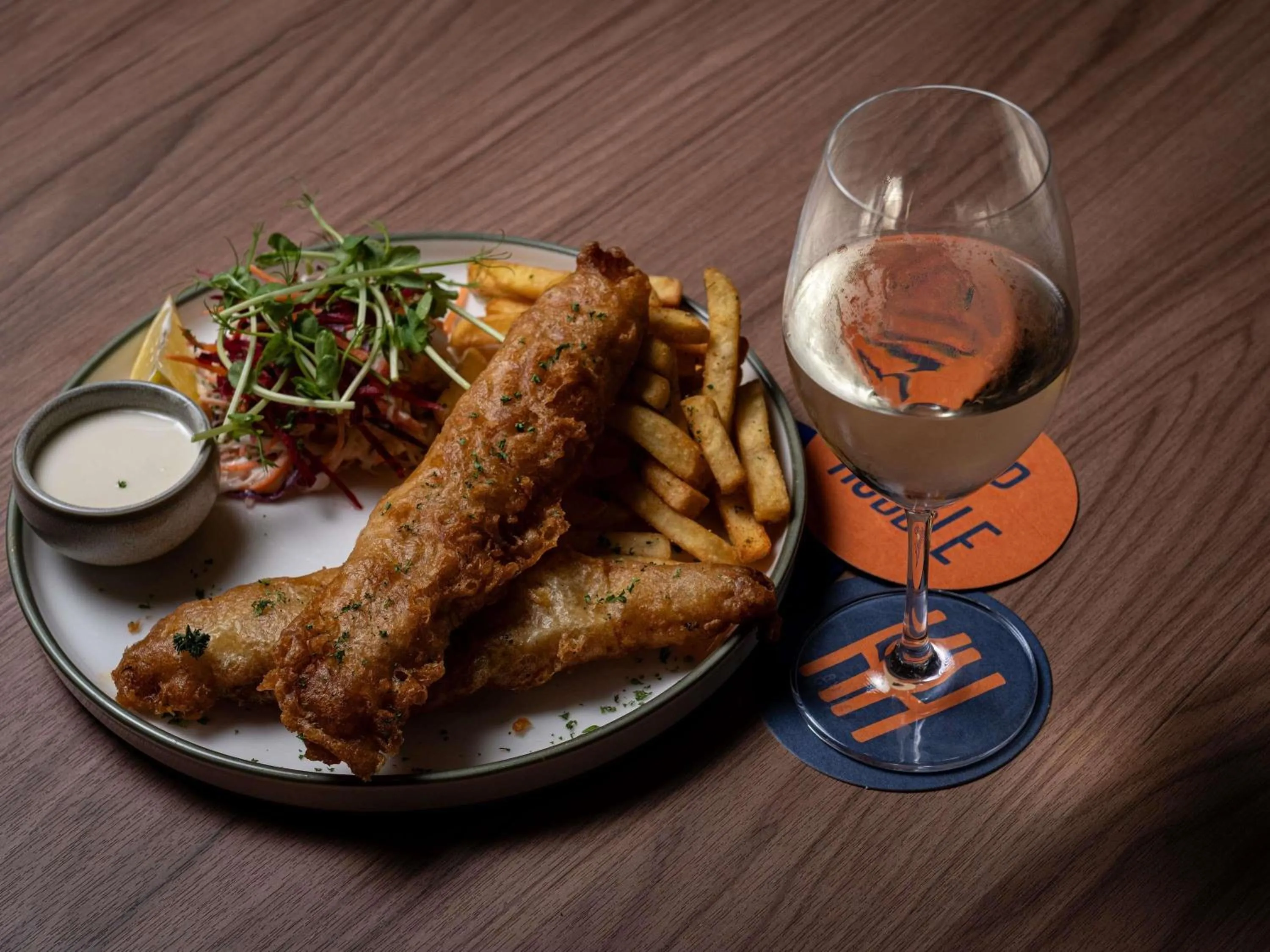 Lounge or bar in Mercure Perth On Hay