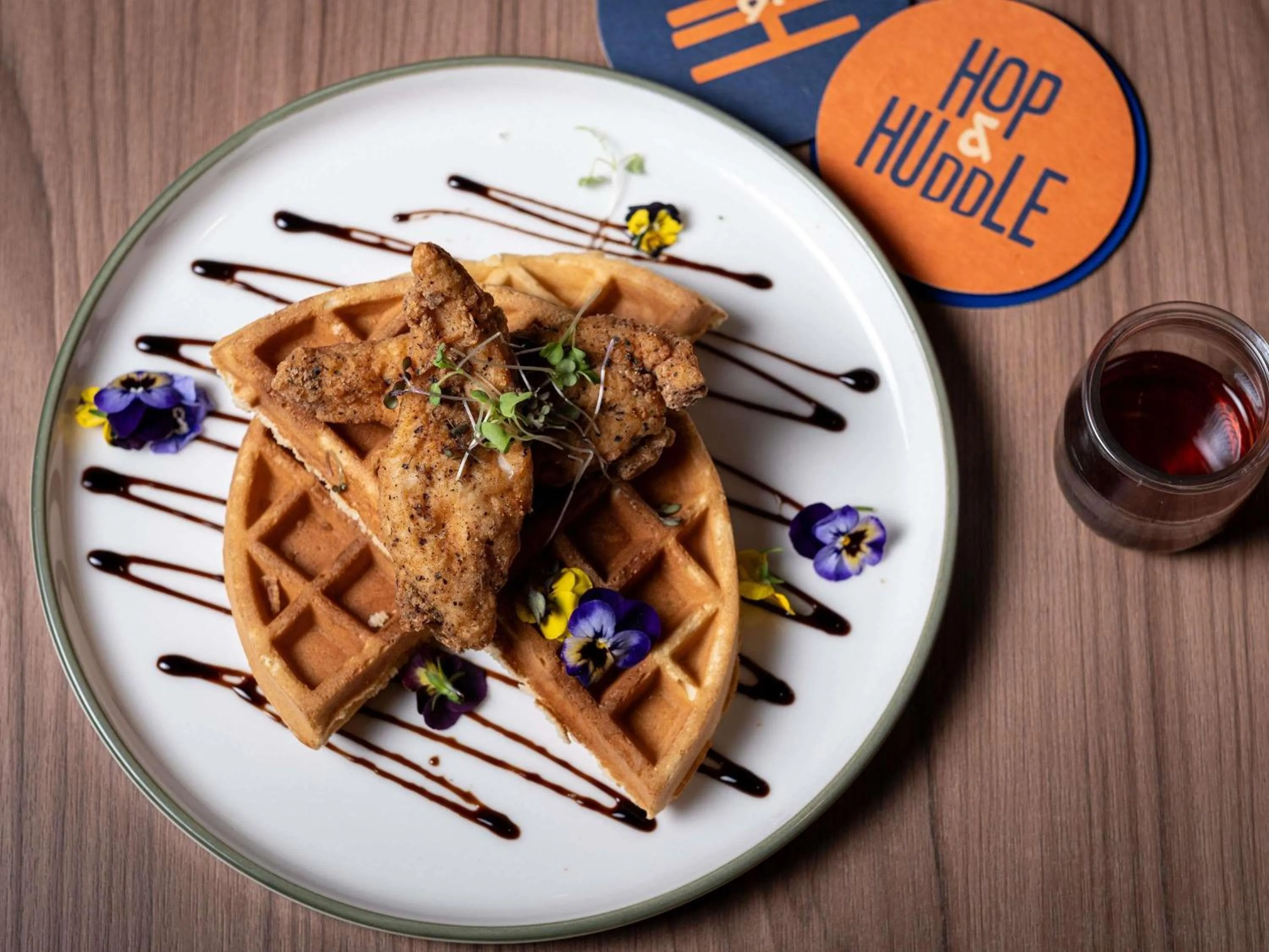 Lounge or bar in Mercure Perth On Hay