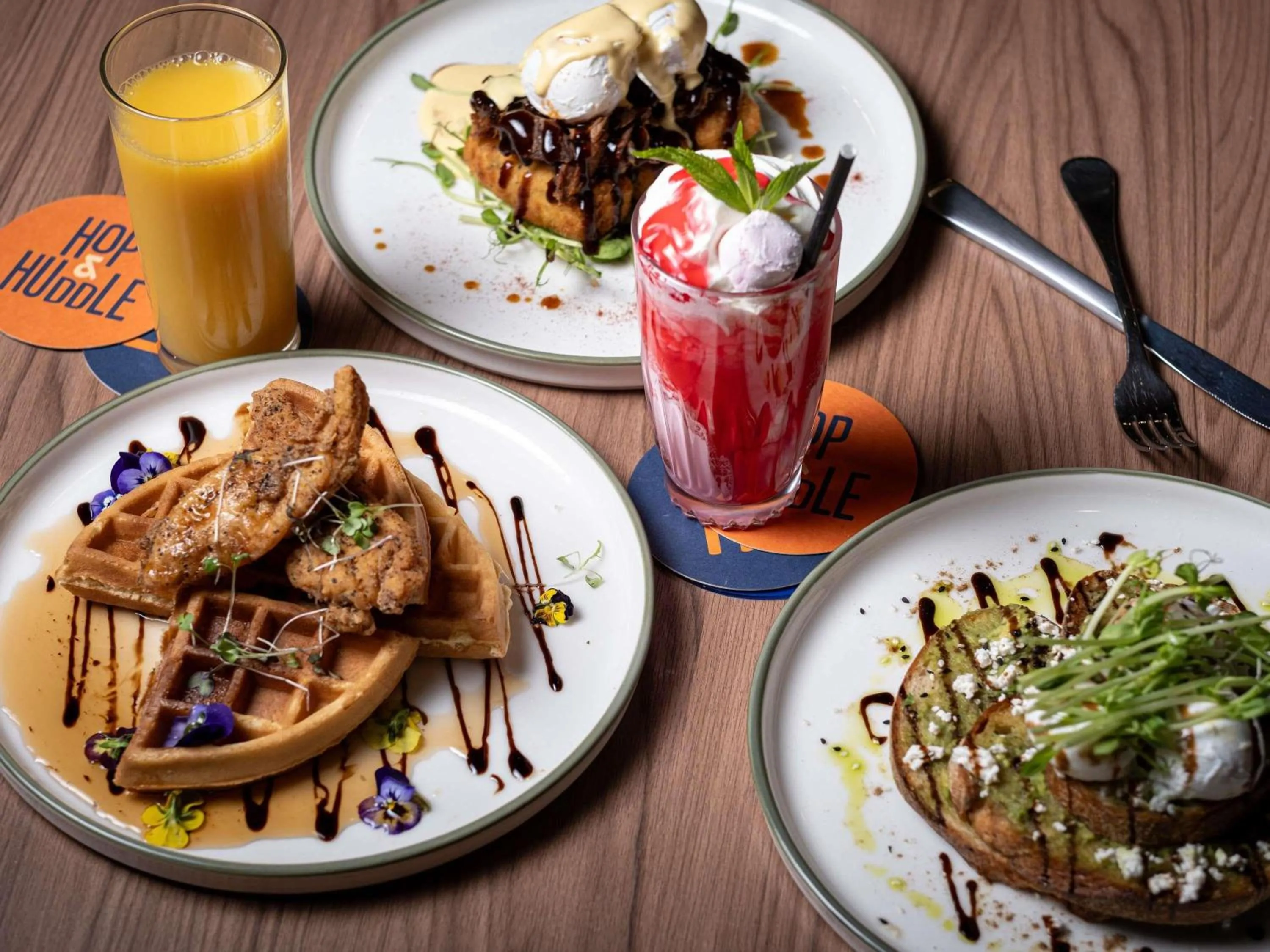 Restaurant/places to eat in Mercure Perth On Hay