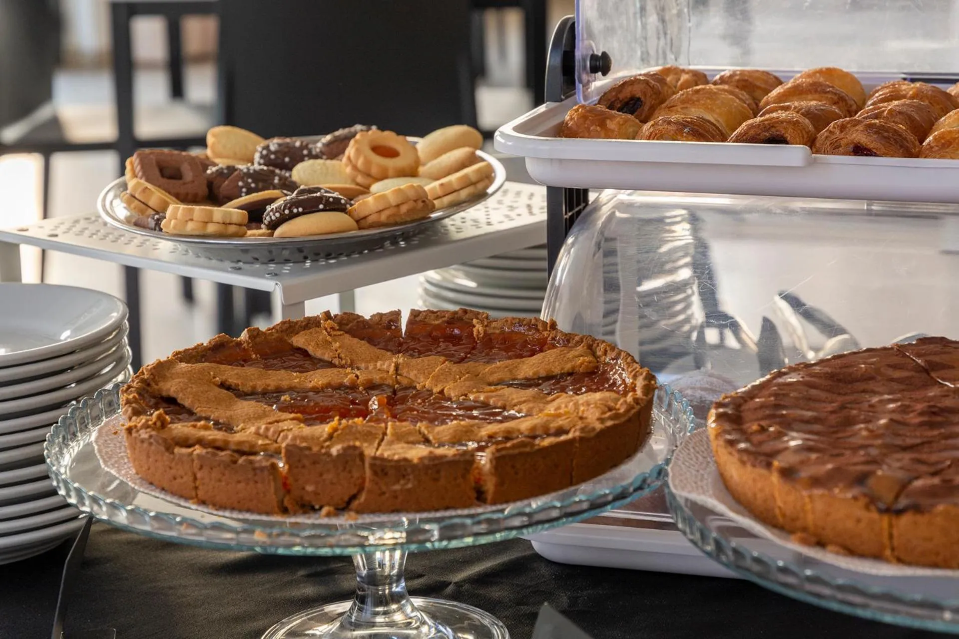 Food and drinks in Hotel Atlas