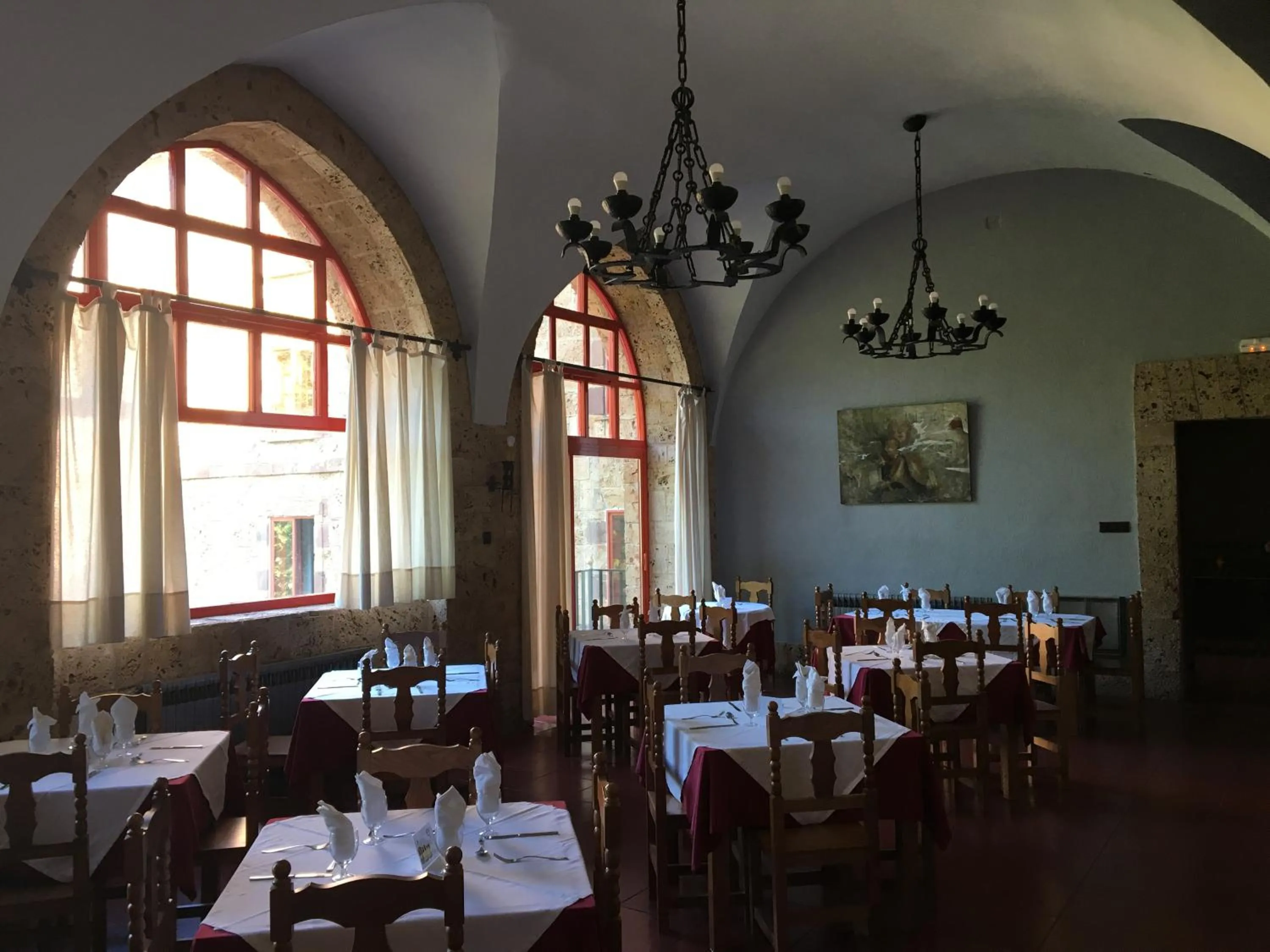 Restaurant/places to eat in MONASTERIO de SANTA MARÍA DE VALVANERA