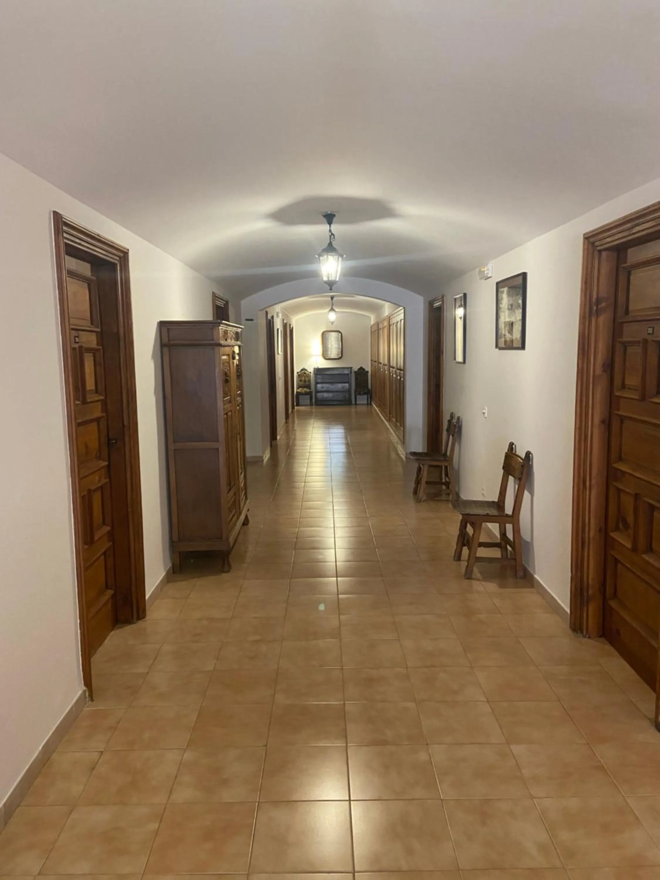 MONASTERIO de SANTA MARÍA DE VALVANERA