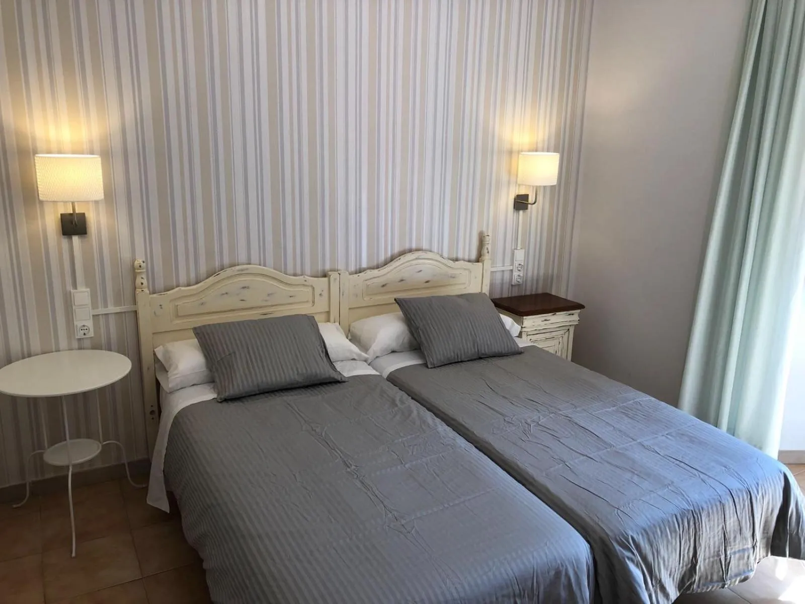 MONASTERIO de SANTA MARÍA DE VALVANERA