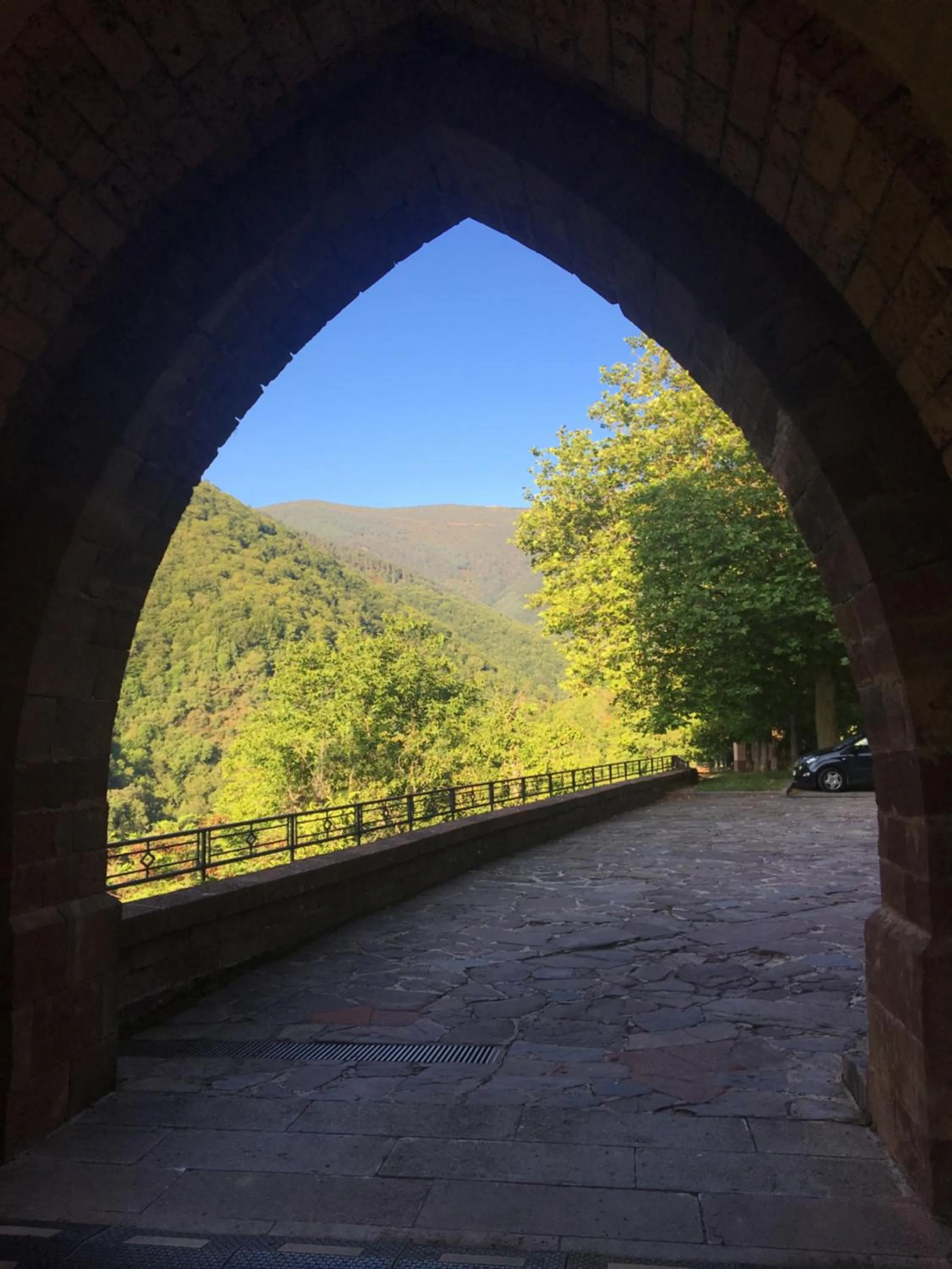 Property building in MONASTERIO de SANTA MARÍA DE VALVANERA