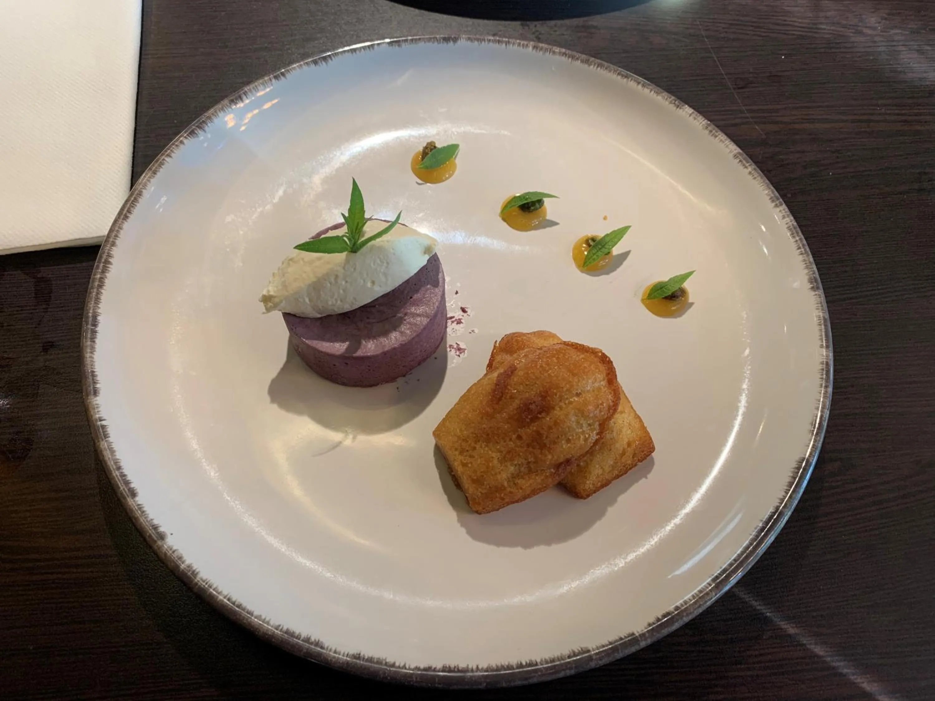 Restaurant/places to eat in The West Park Hotel