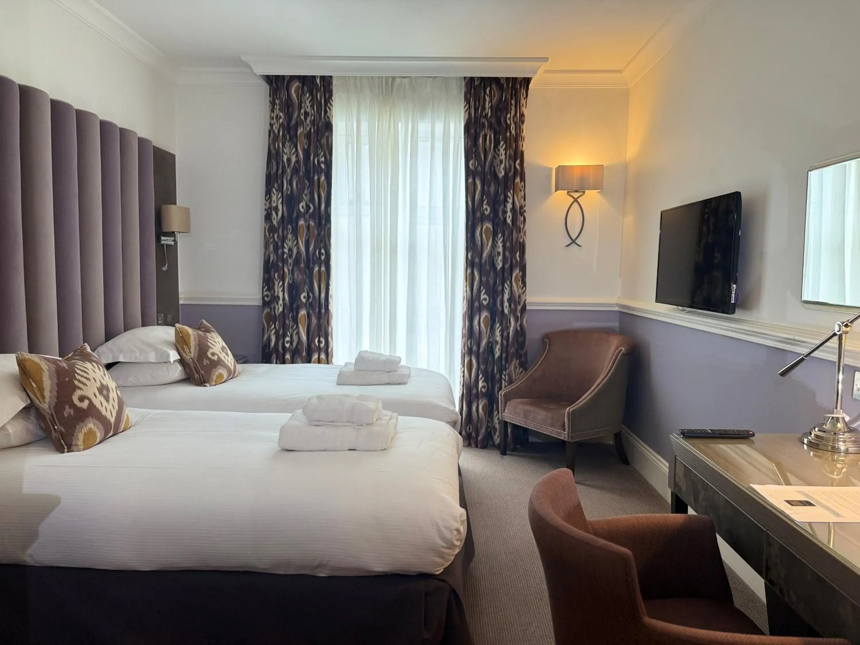 Deluxe Twin Room in The West Park Hotel Deluxe Twin Room in The West Park Hotel