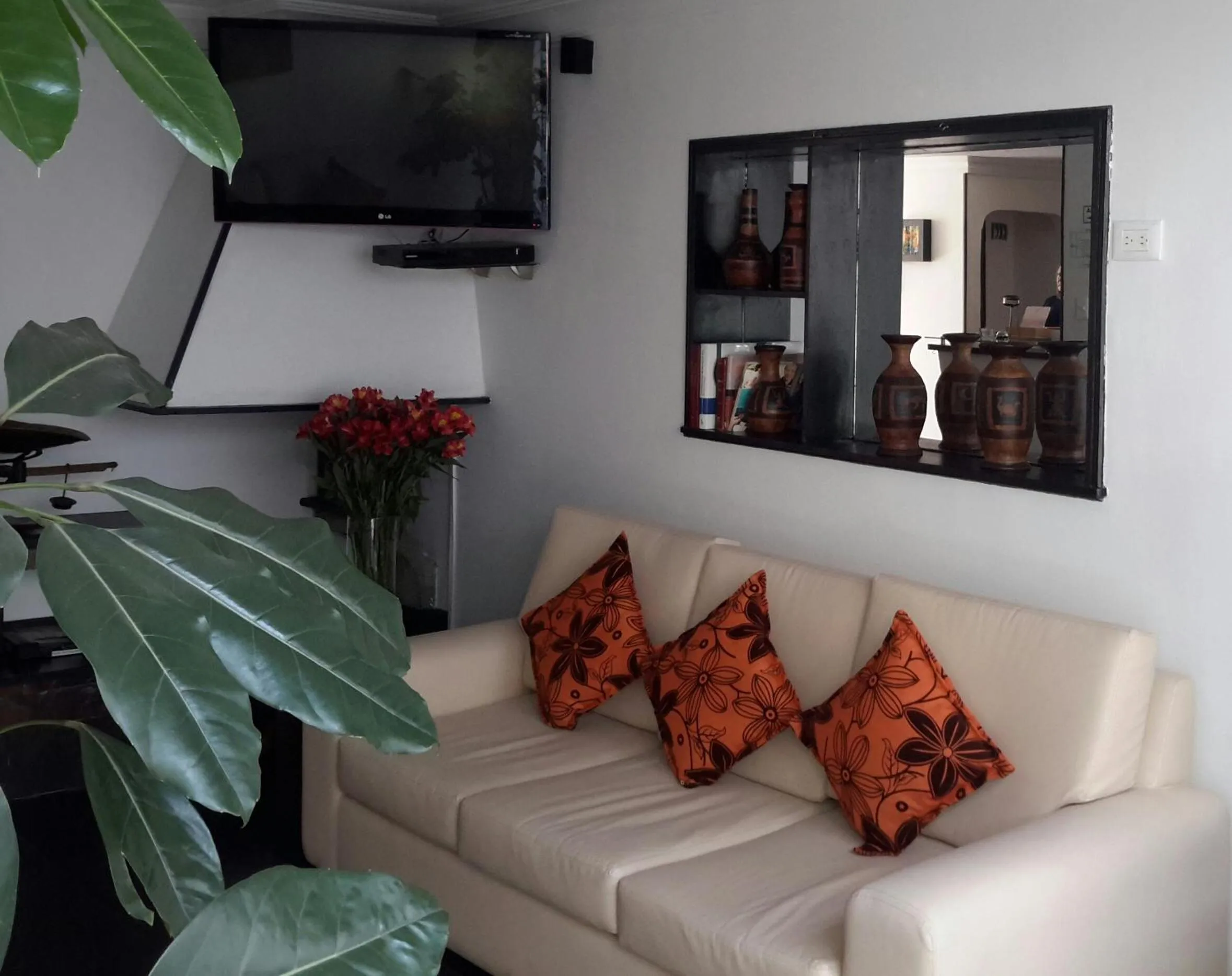 Living room in Hotel Central House a 5 min de la Embajada Americana