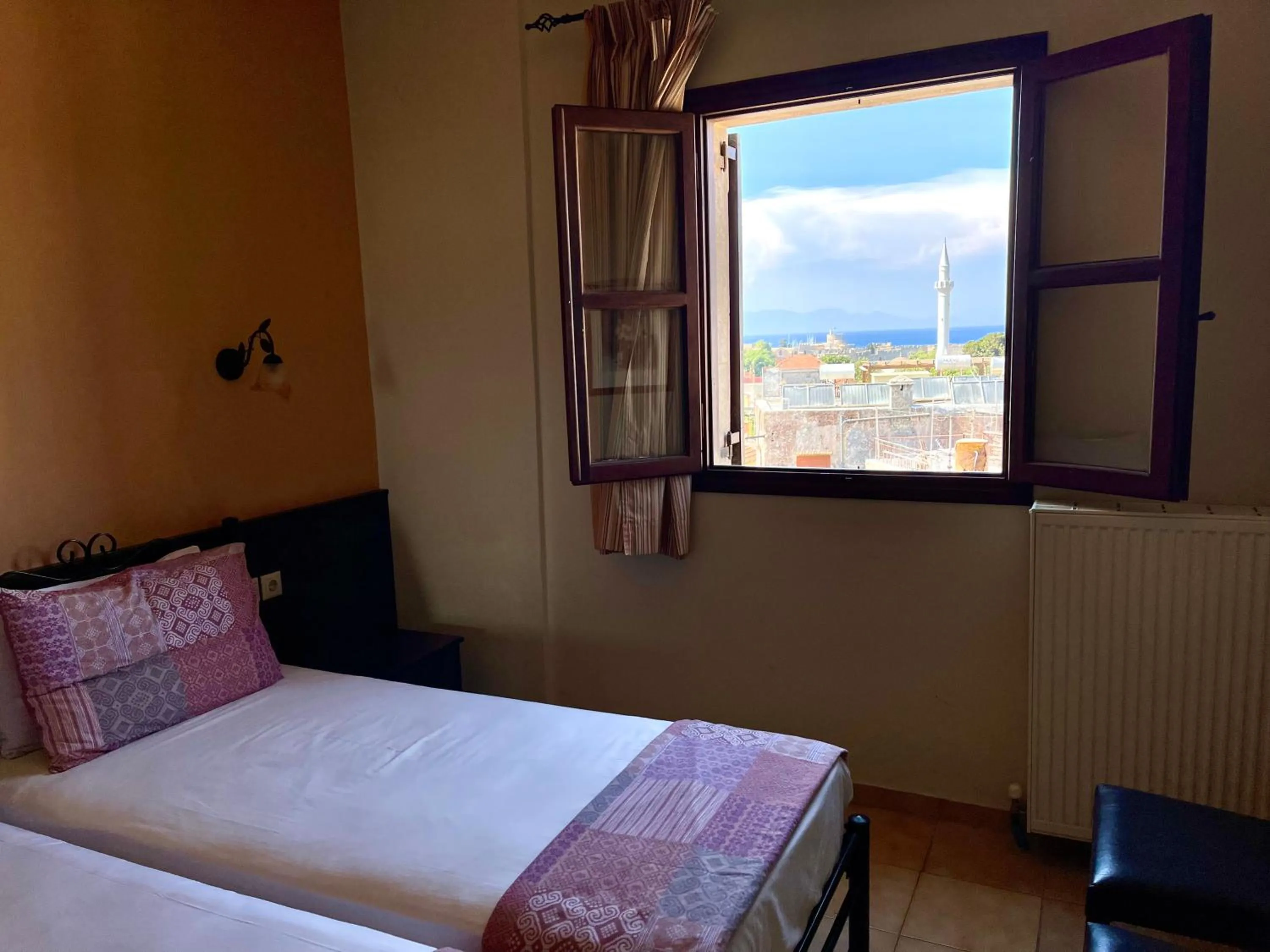 Bed in Minos Pension