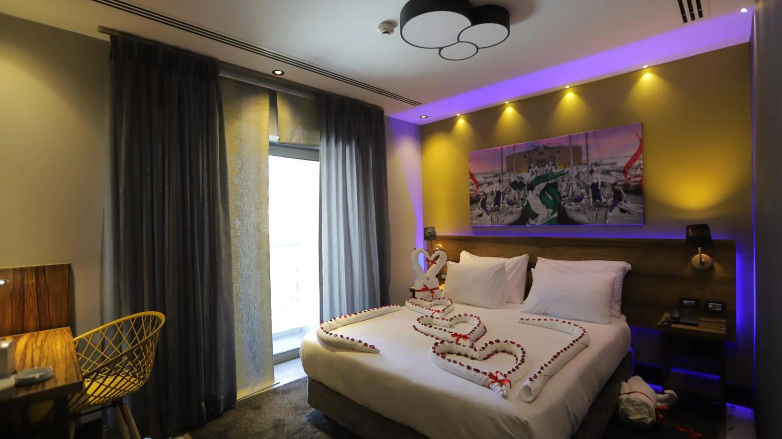 Bed in Royal Court Hotel