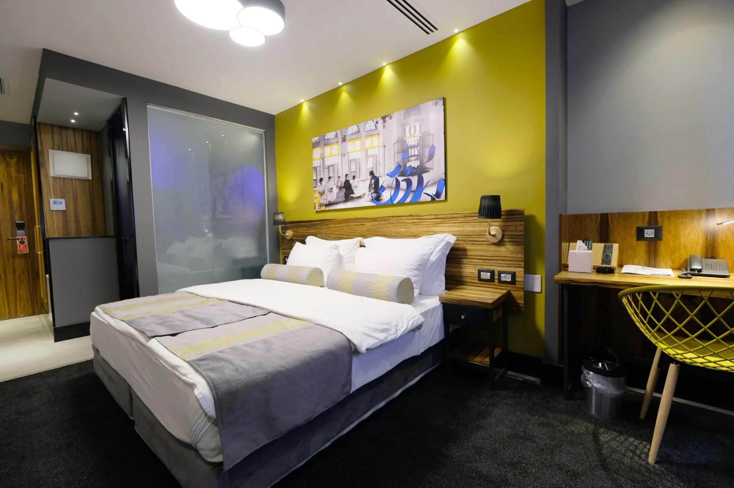 Bed in Royal Court Hotel