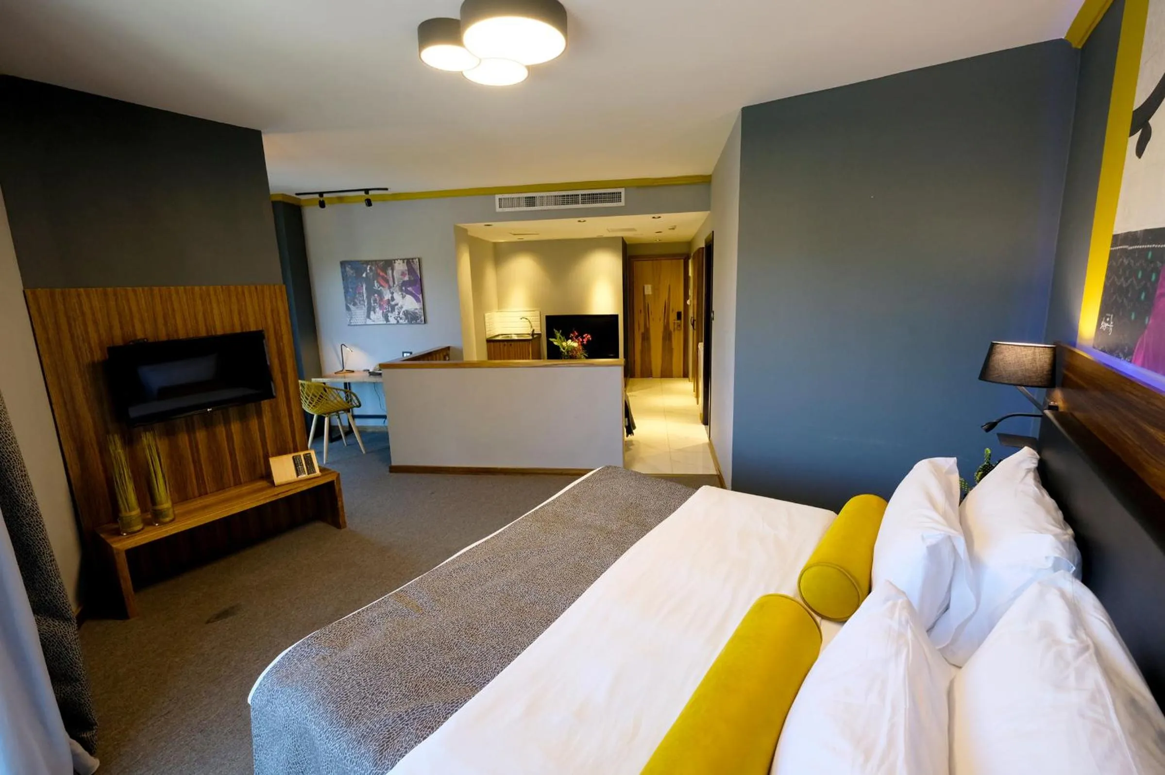 Bed in Royal Court Hotel
