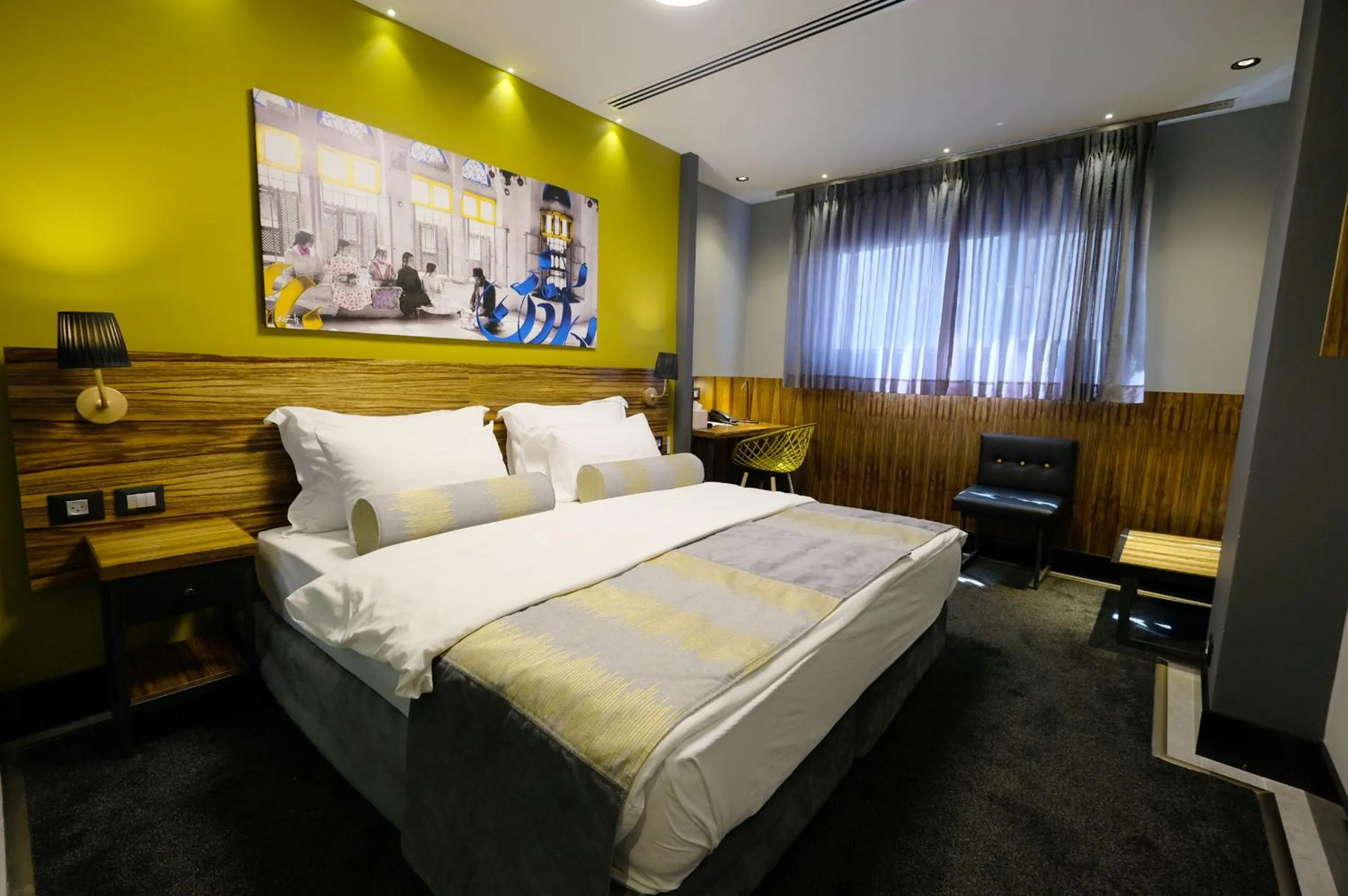 Bed in Royal Court Hotel