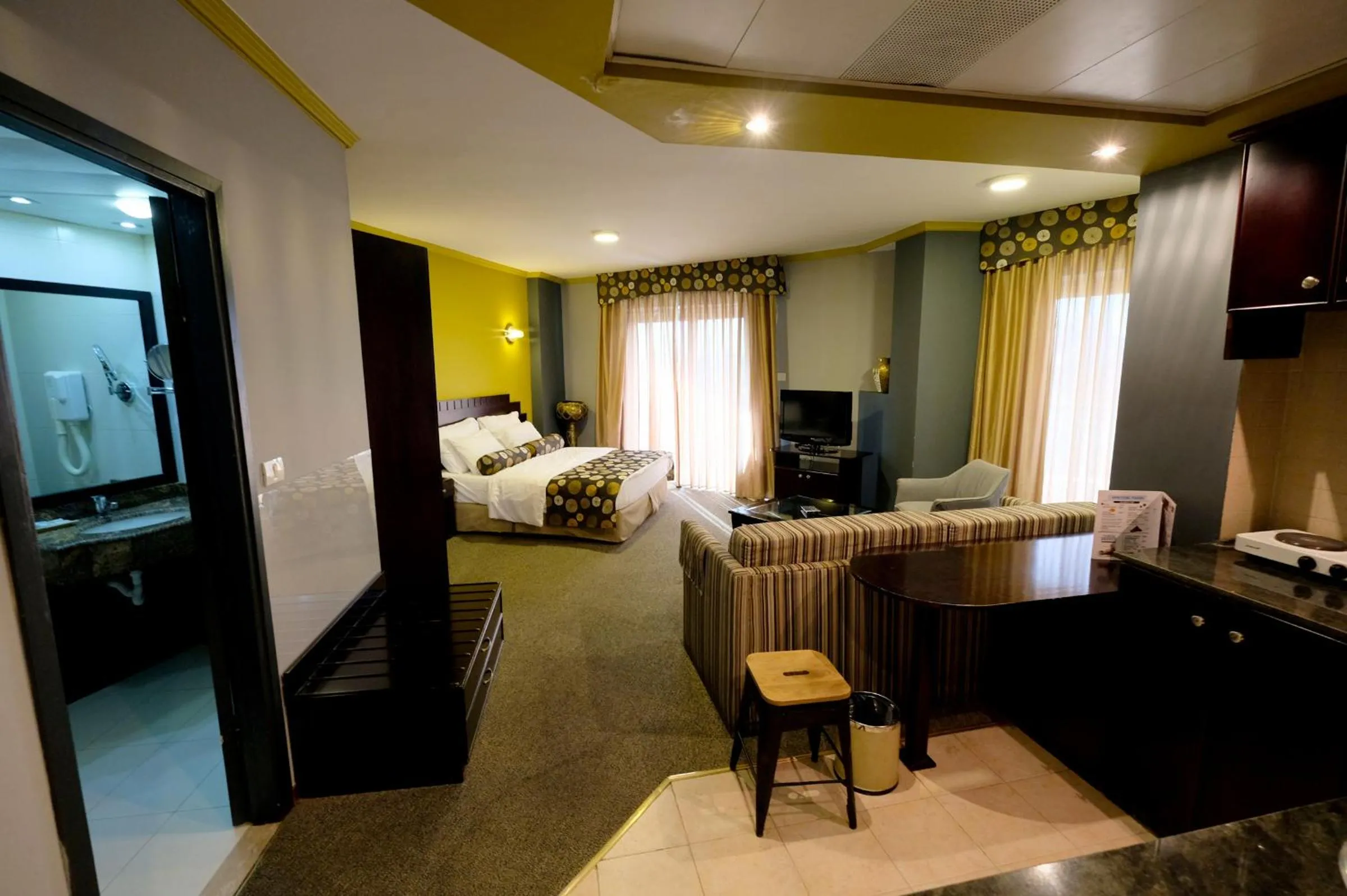 Bed in Royal Court Hotel