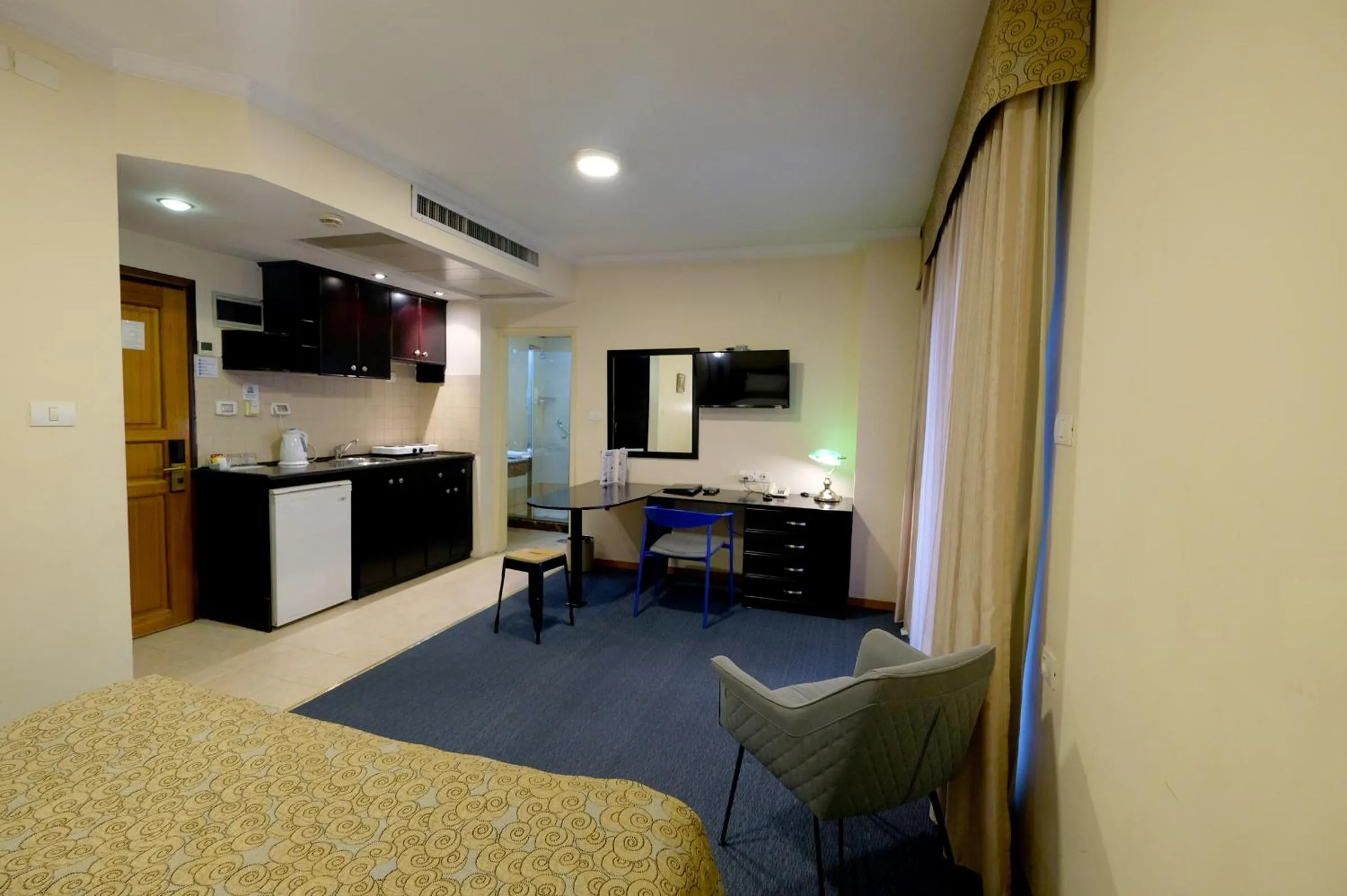 Royal Court Hotel