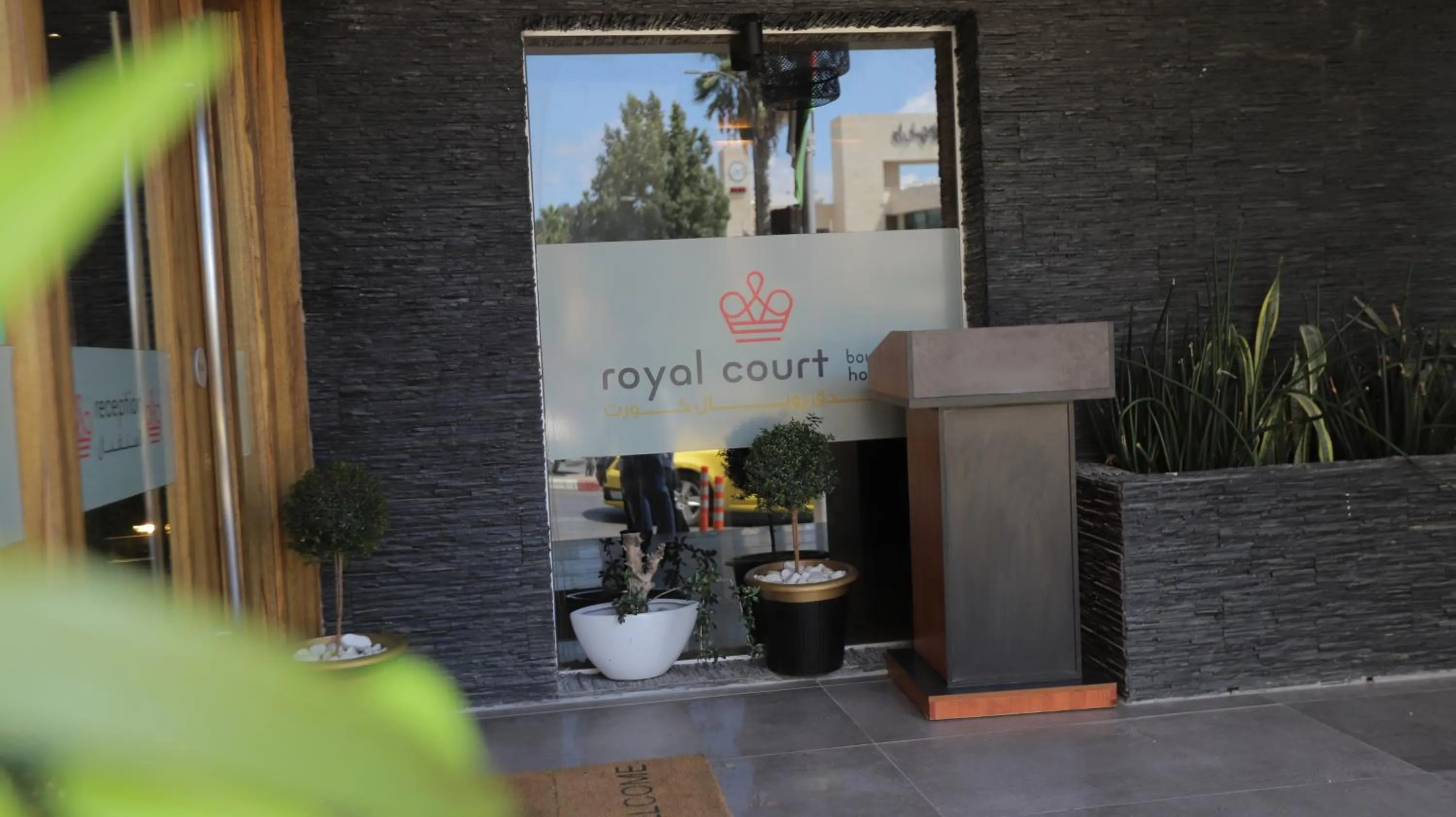 Facade/entrance in Royal Court Hotel