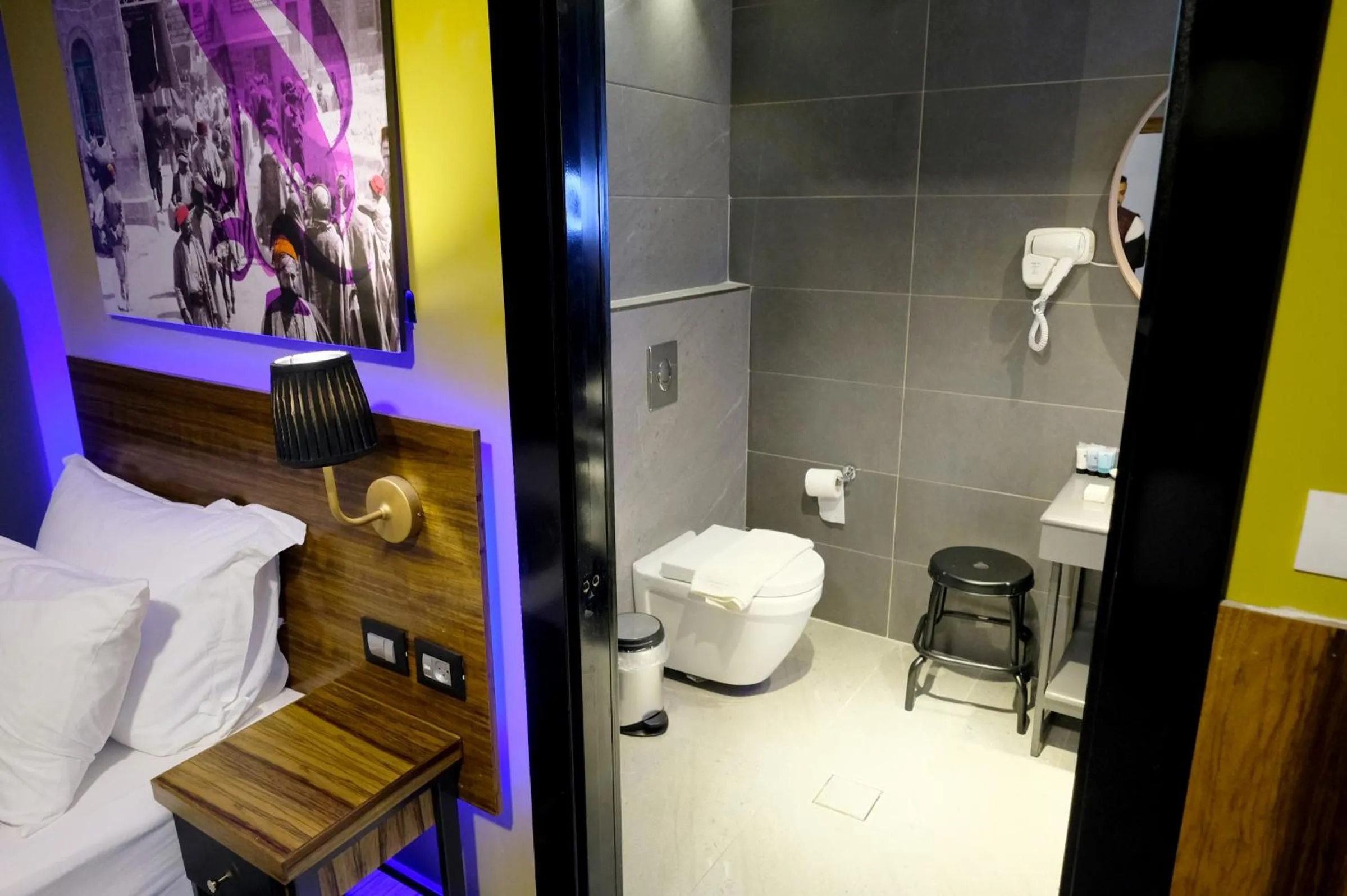 Royal Court Hotel