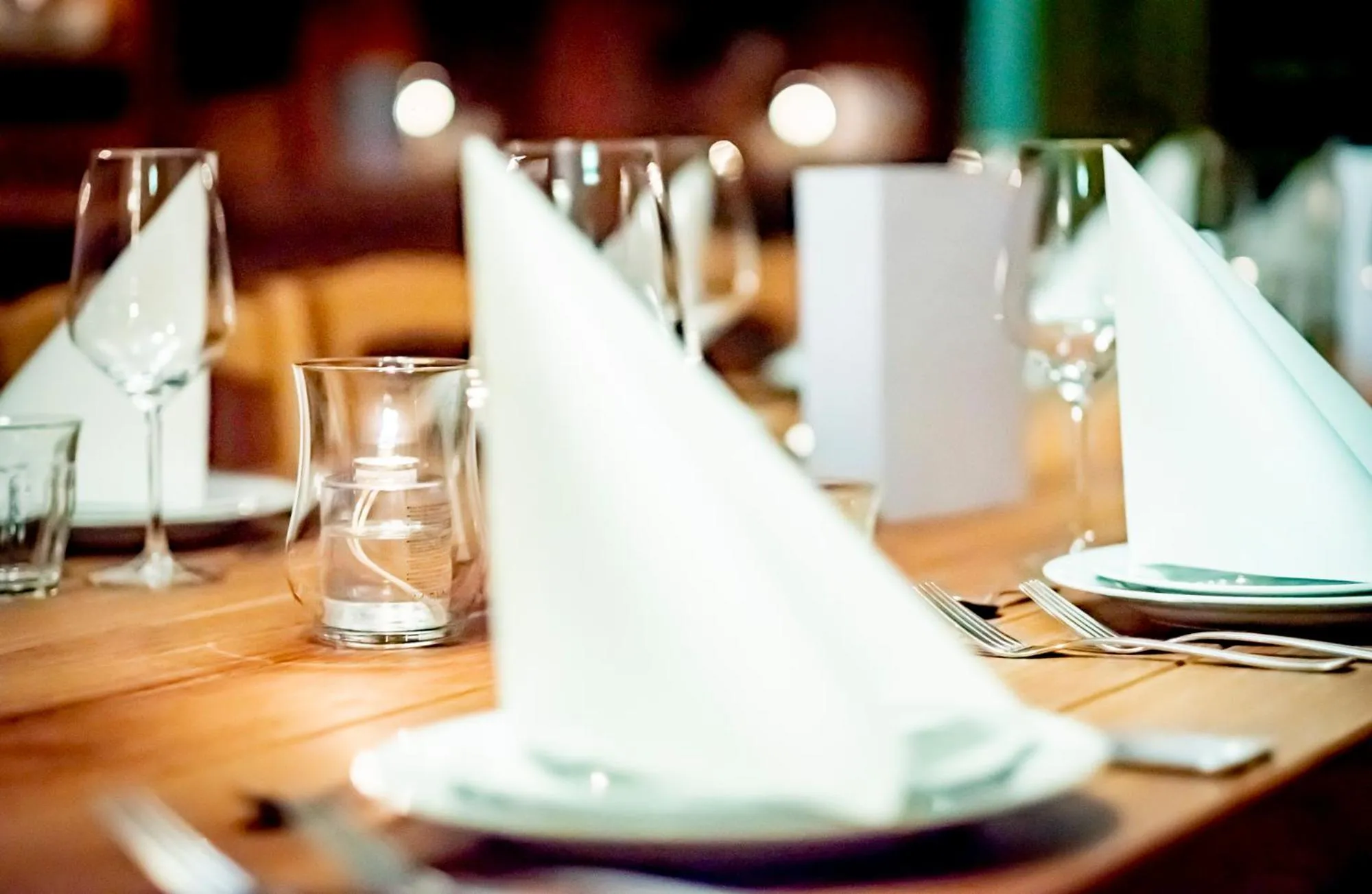 Restaurant/places to eat in XII Apostel Albergo