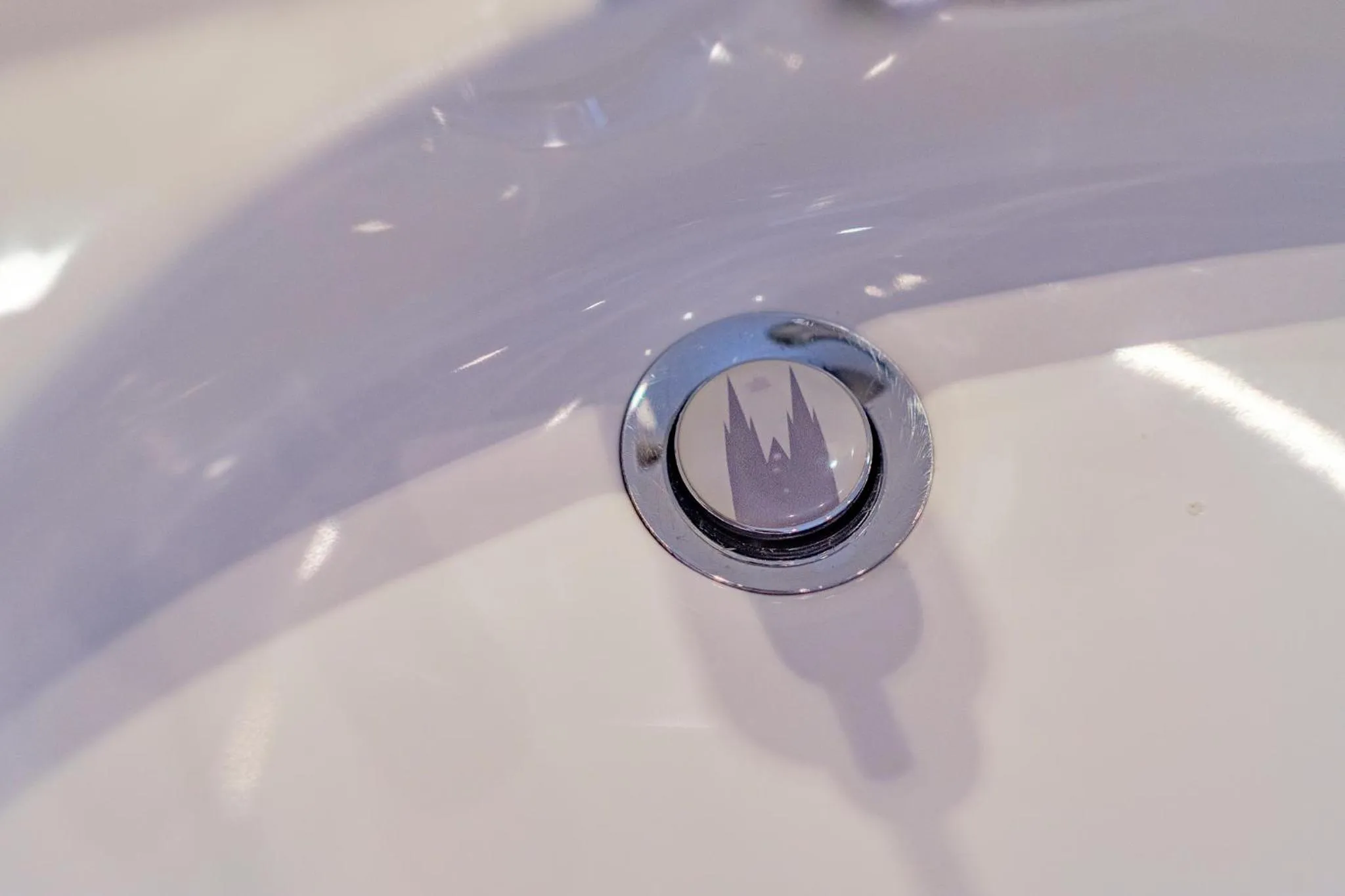 Shower in XII Apostel Albergo