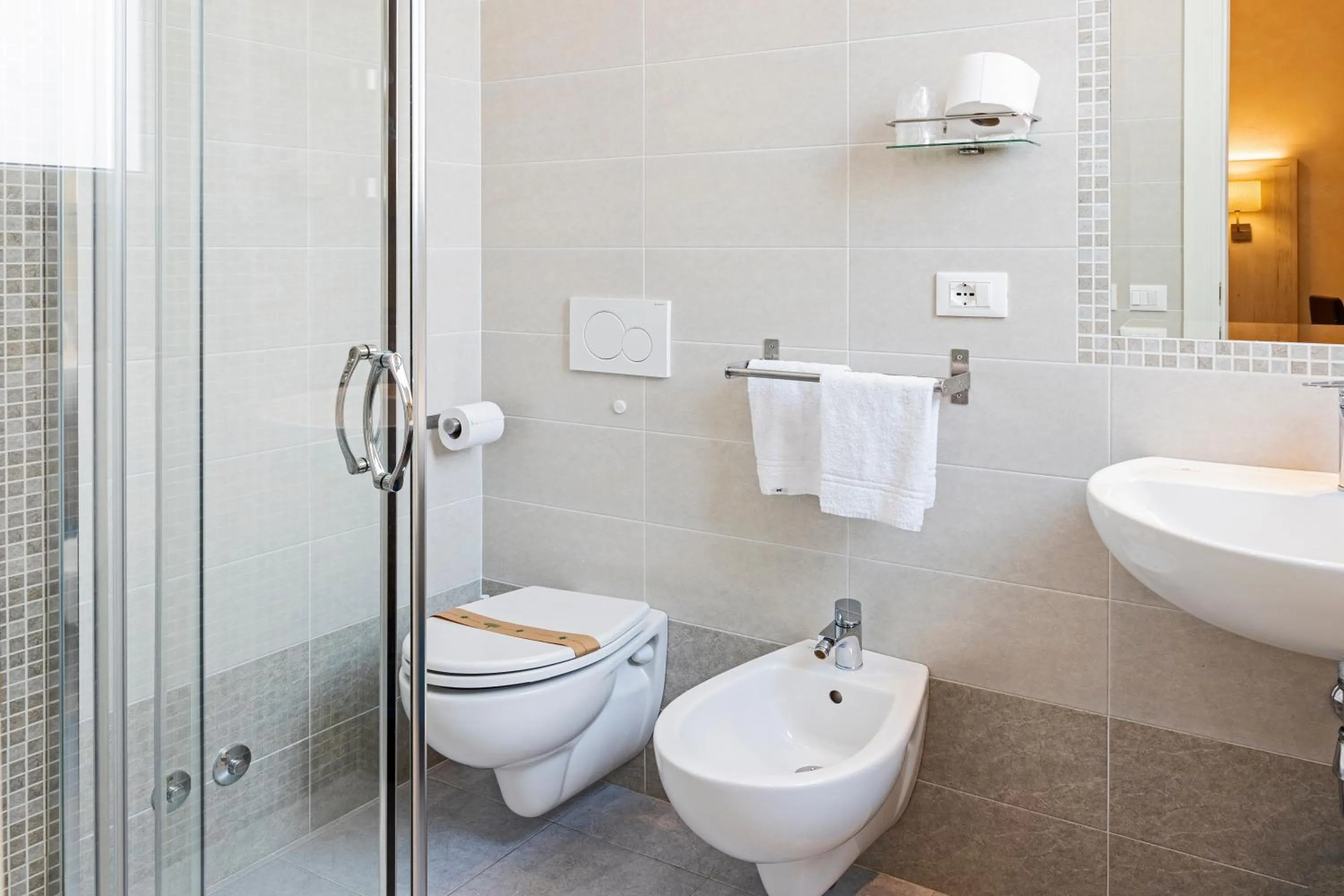 Shower in Hotel Biagi & Residence